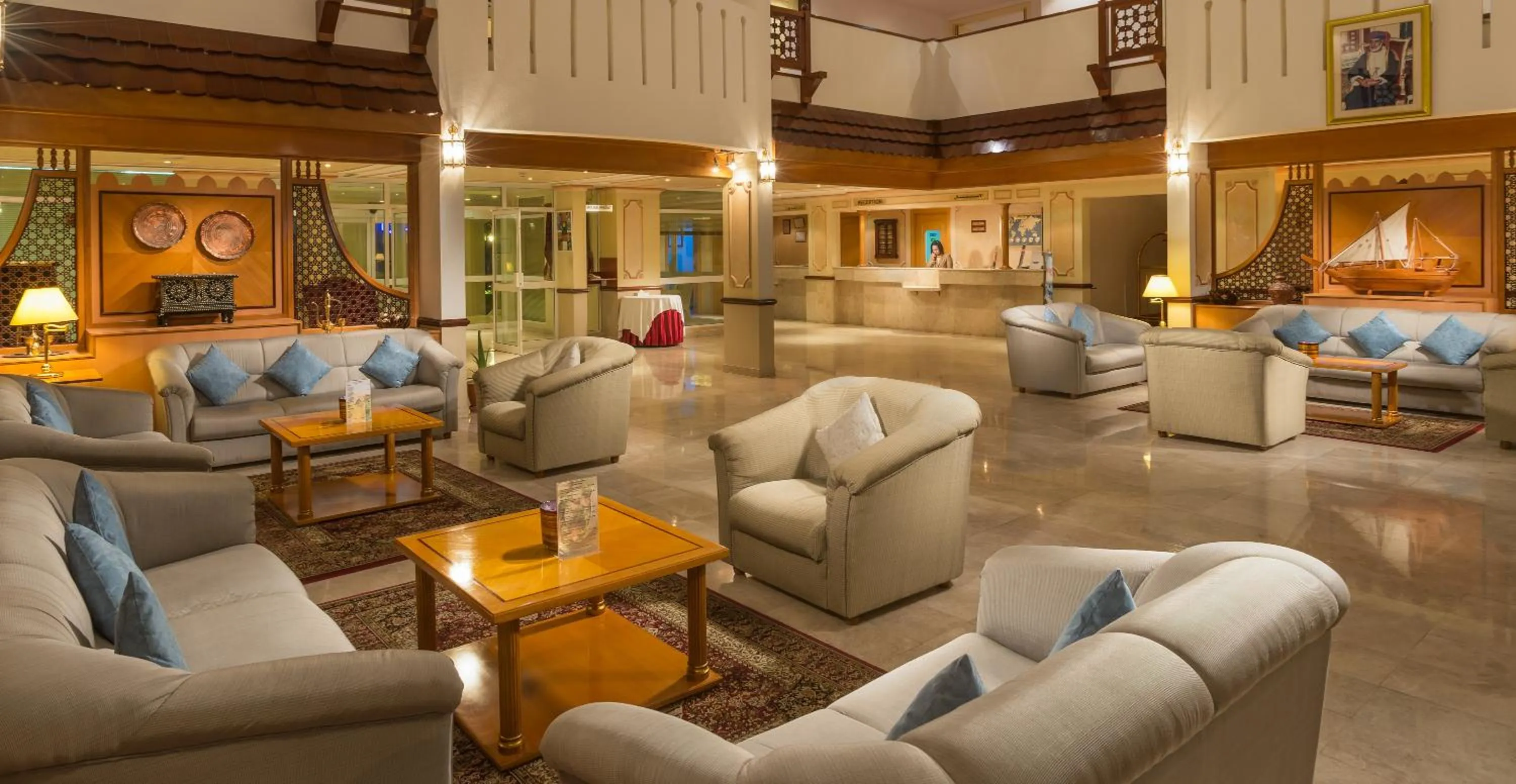 Lobby or reception in Best Western Sur