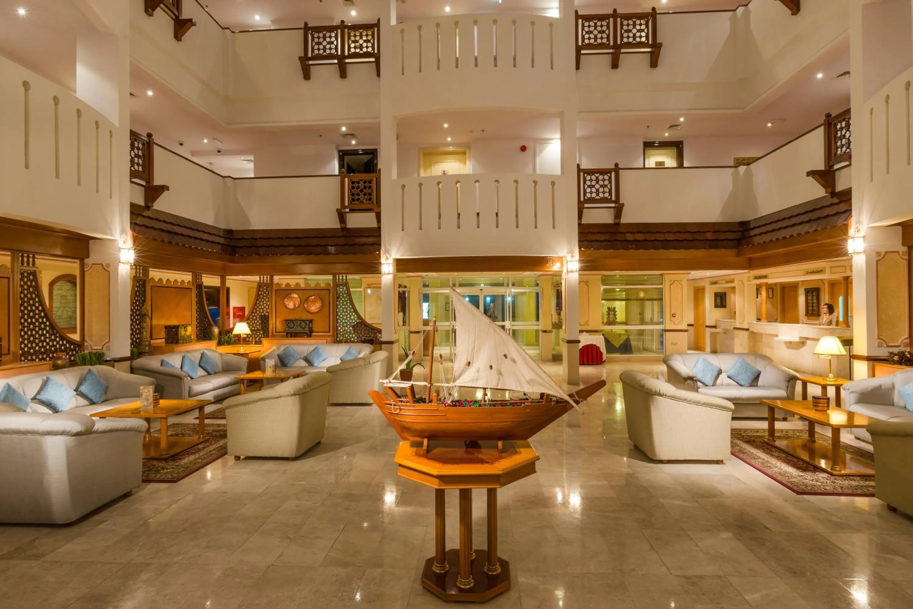 Lobby or reception in Best Western Sur