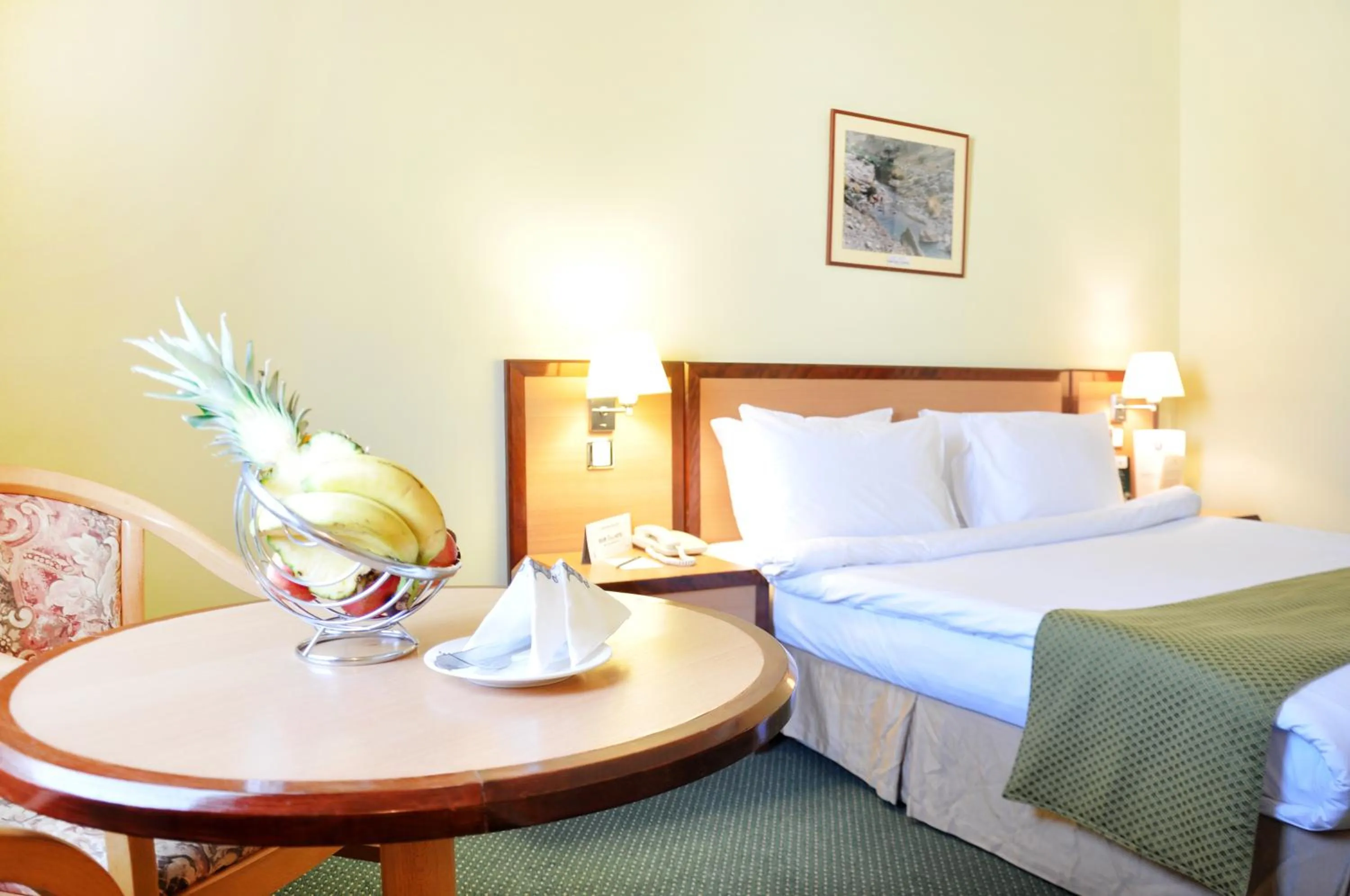 Bed in Best Western Sur