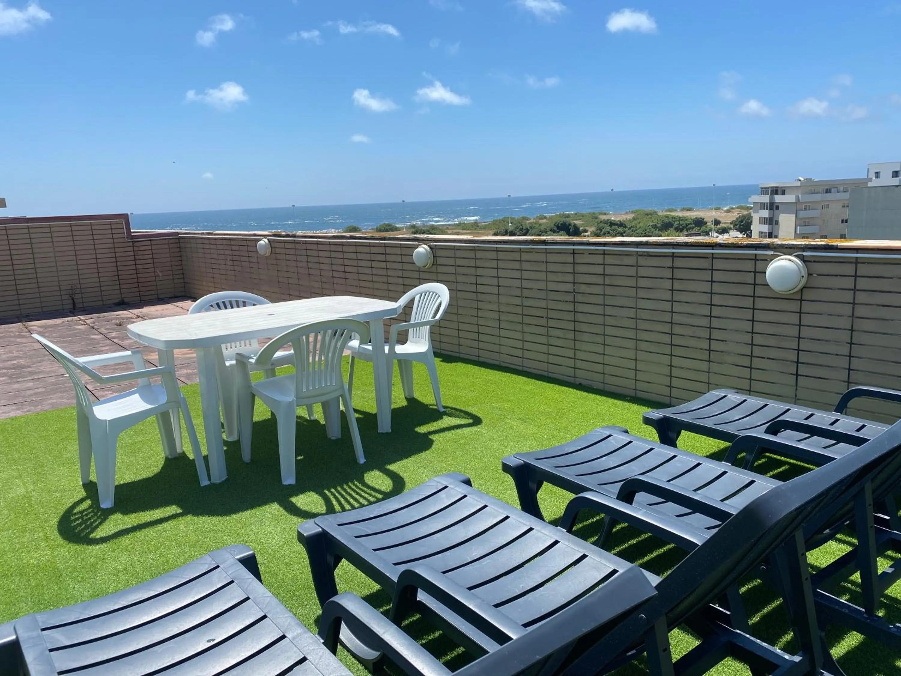 Beach Front with Rooftop
