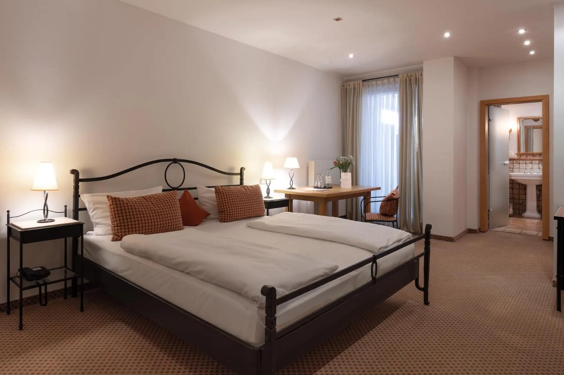 Bed in Romantik Landhotel 3Kronen