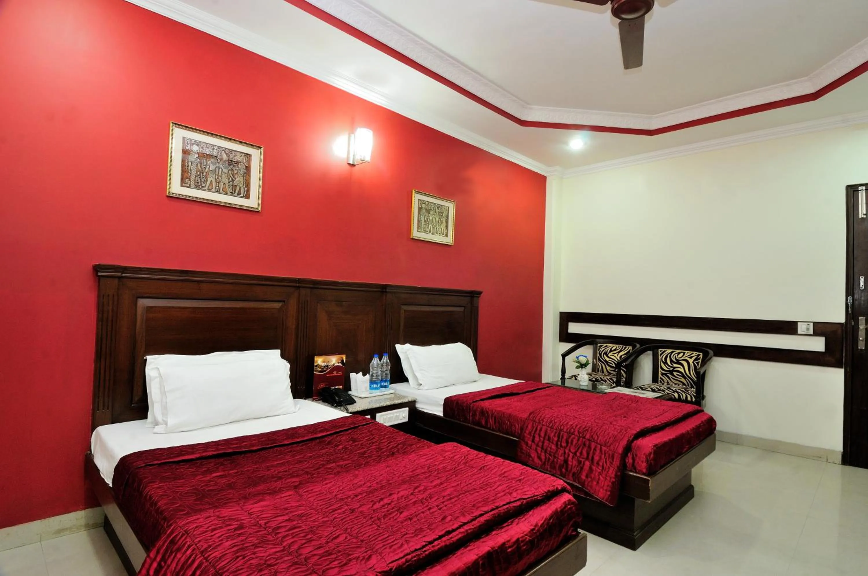 Bedroom in Hotel Maharaja Residency
