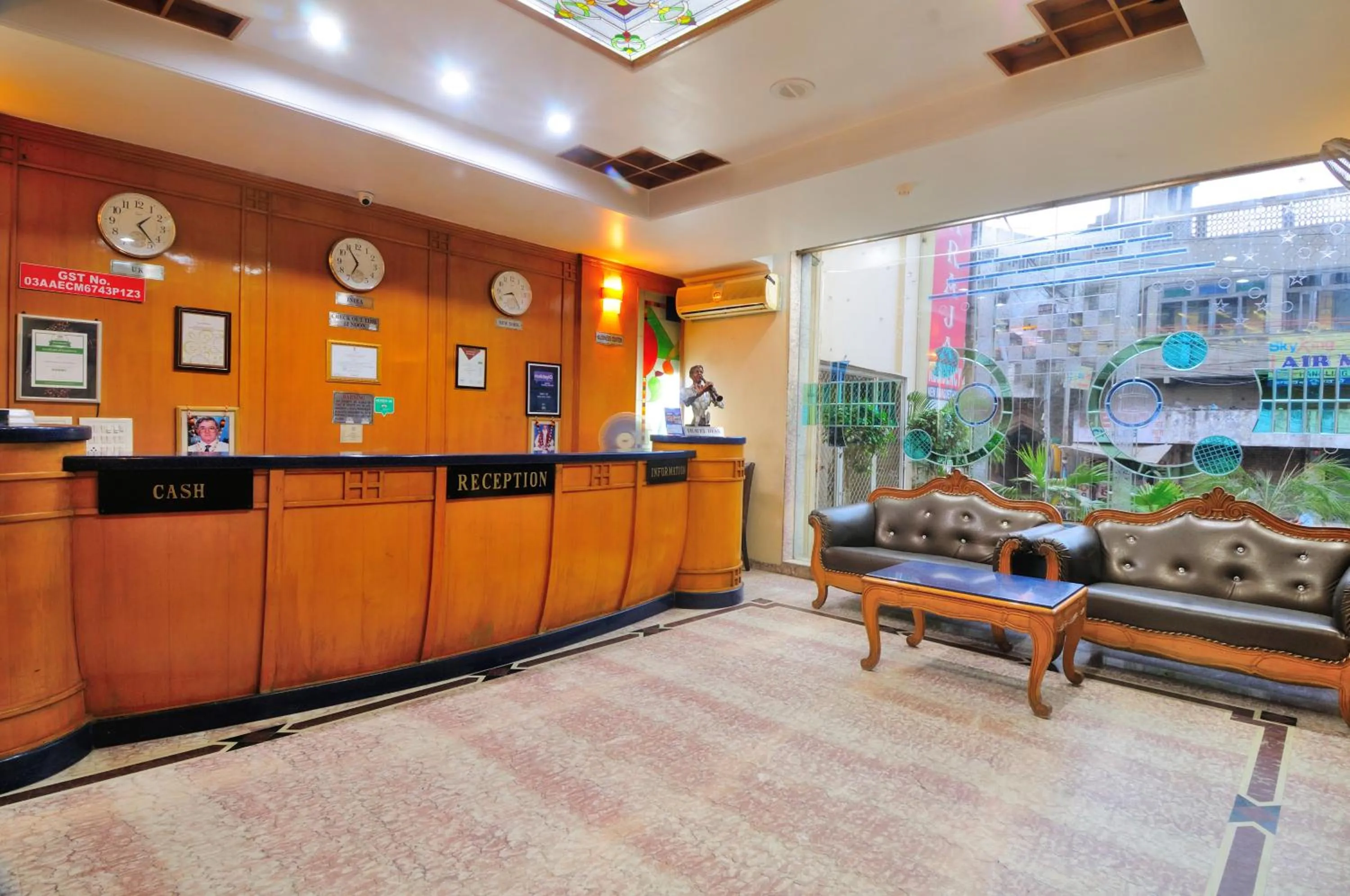 Lobby or reception, Lobby/Reception in Hotel Maharaja Residency