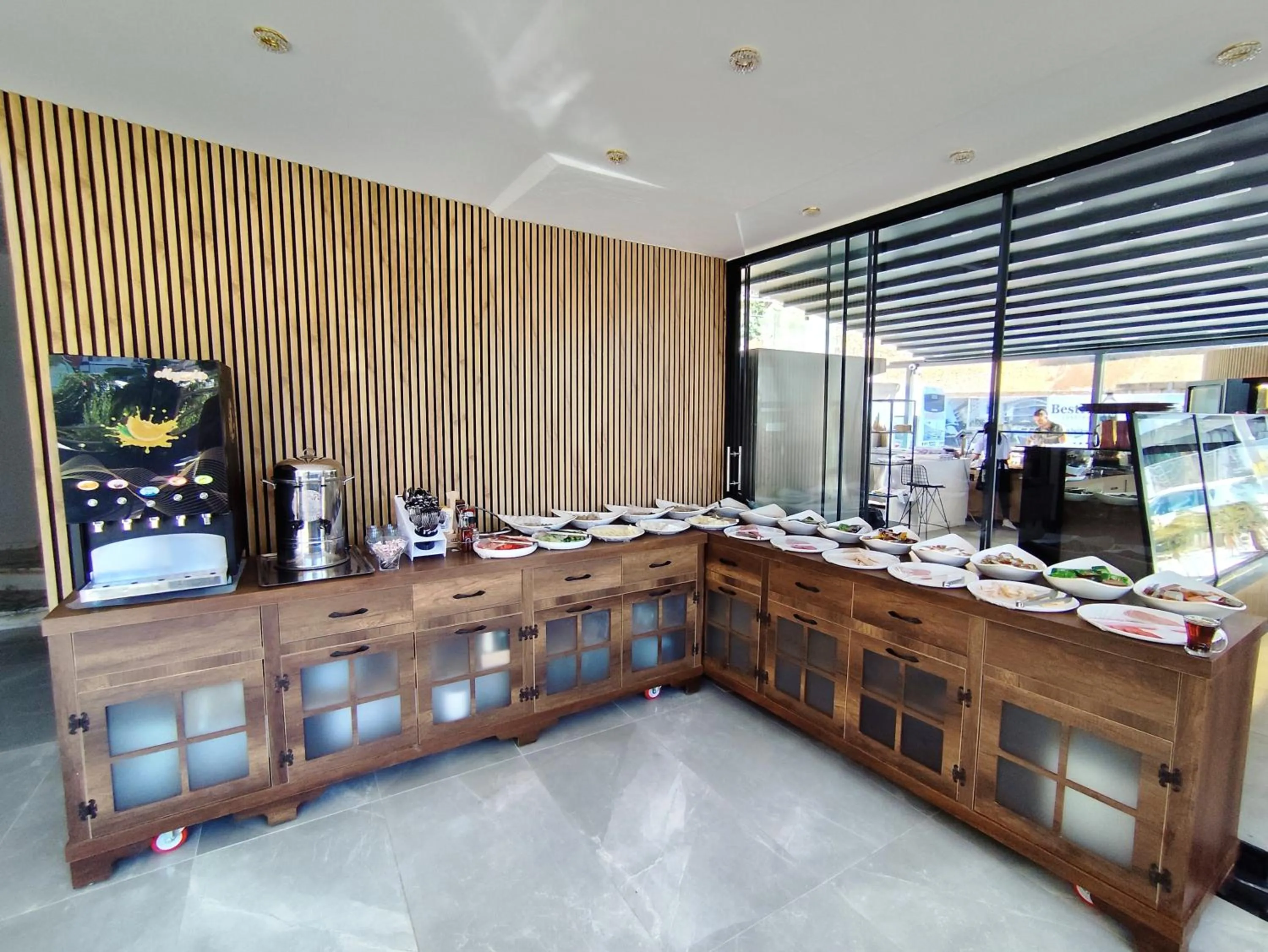 Breakfast in Sav-ir Suit Otel