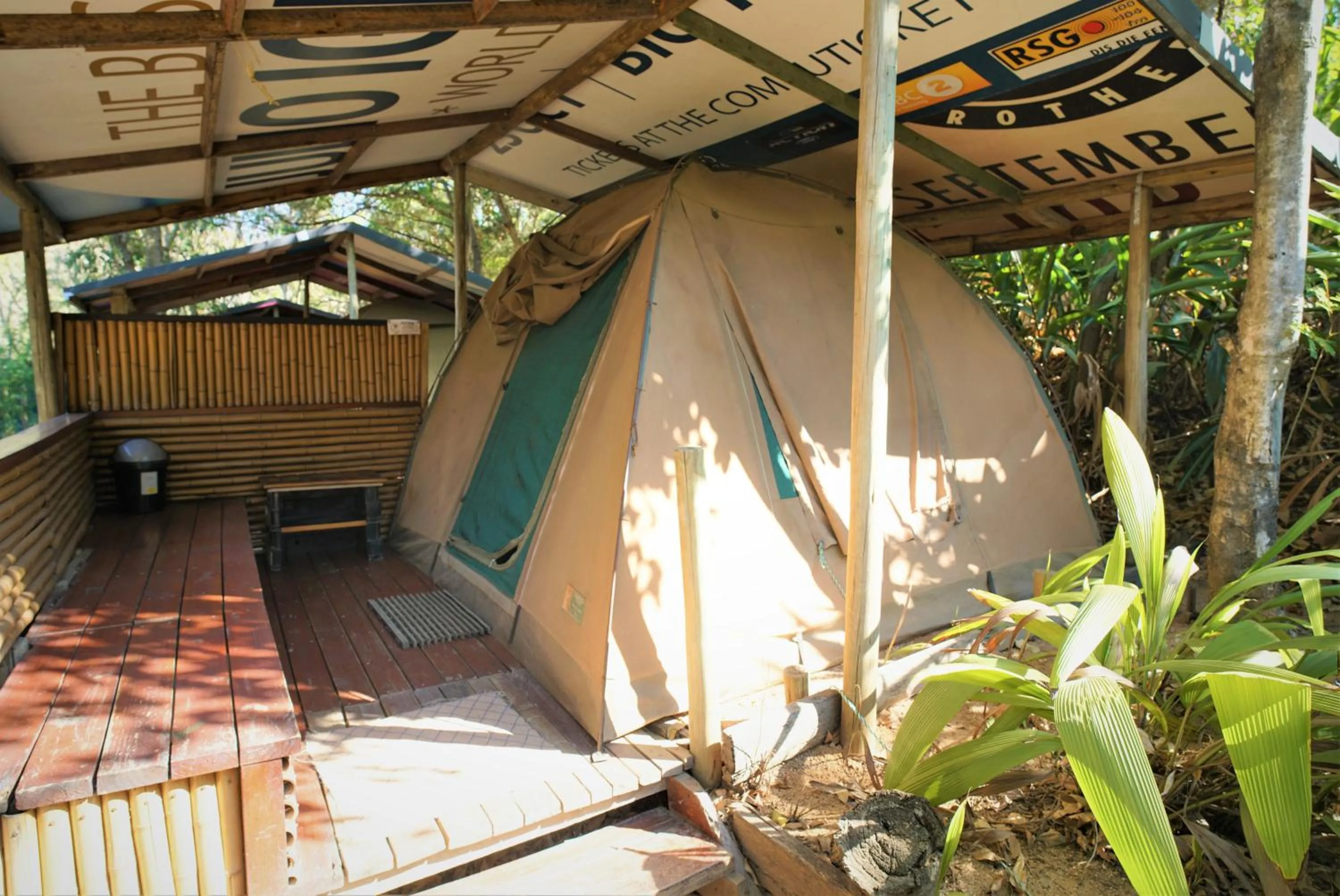 Facade/entrance in Hazyview Adventure Backpackers