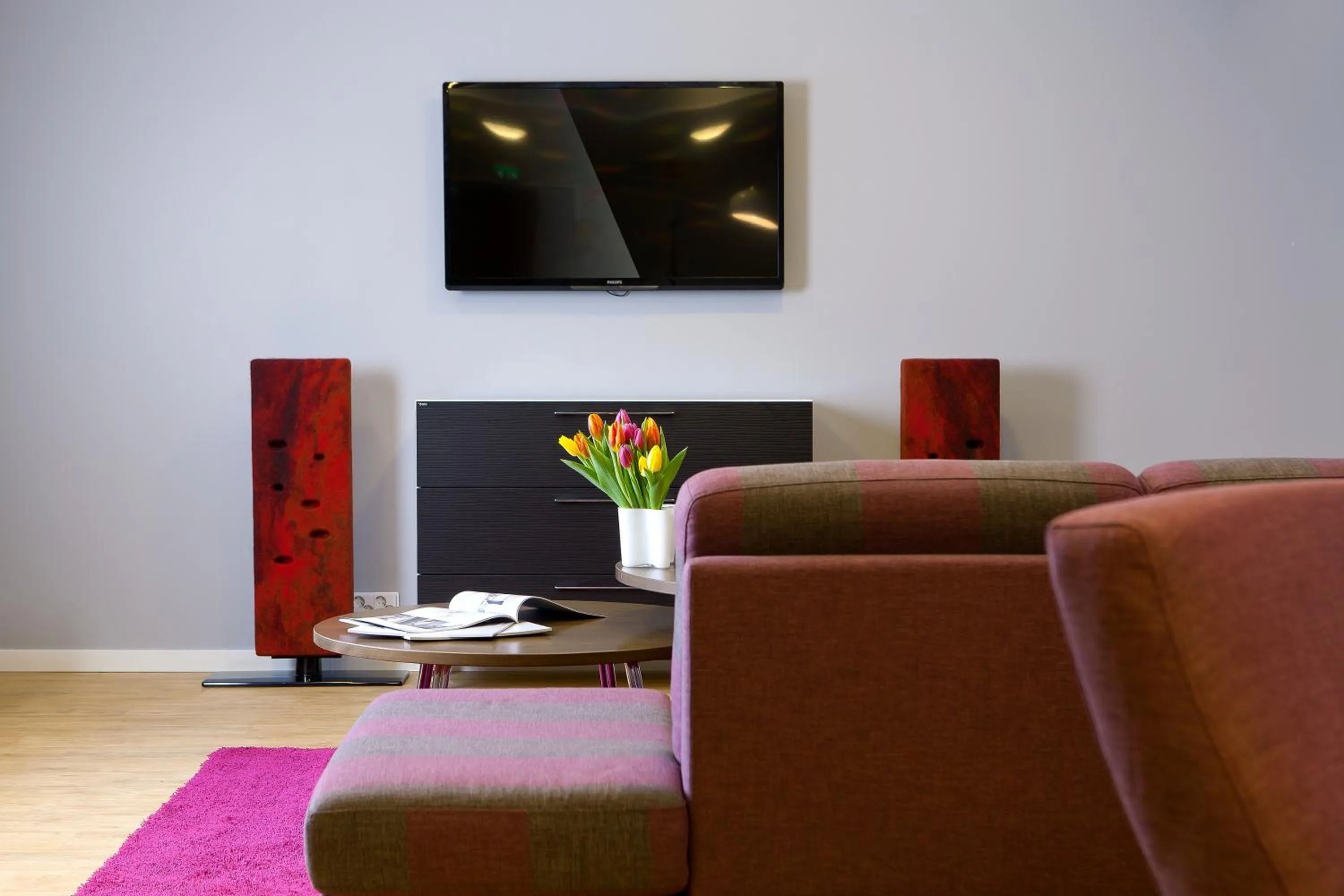 TV and multimedia in Rento Hotelli