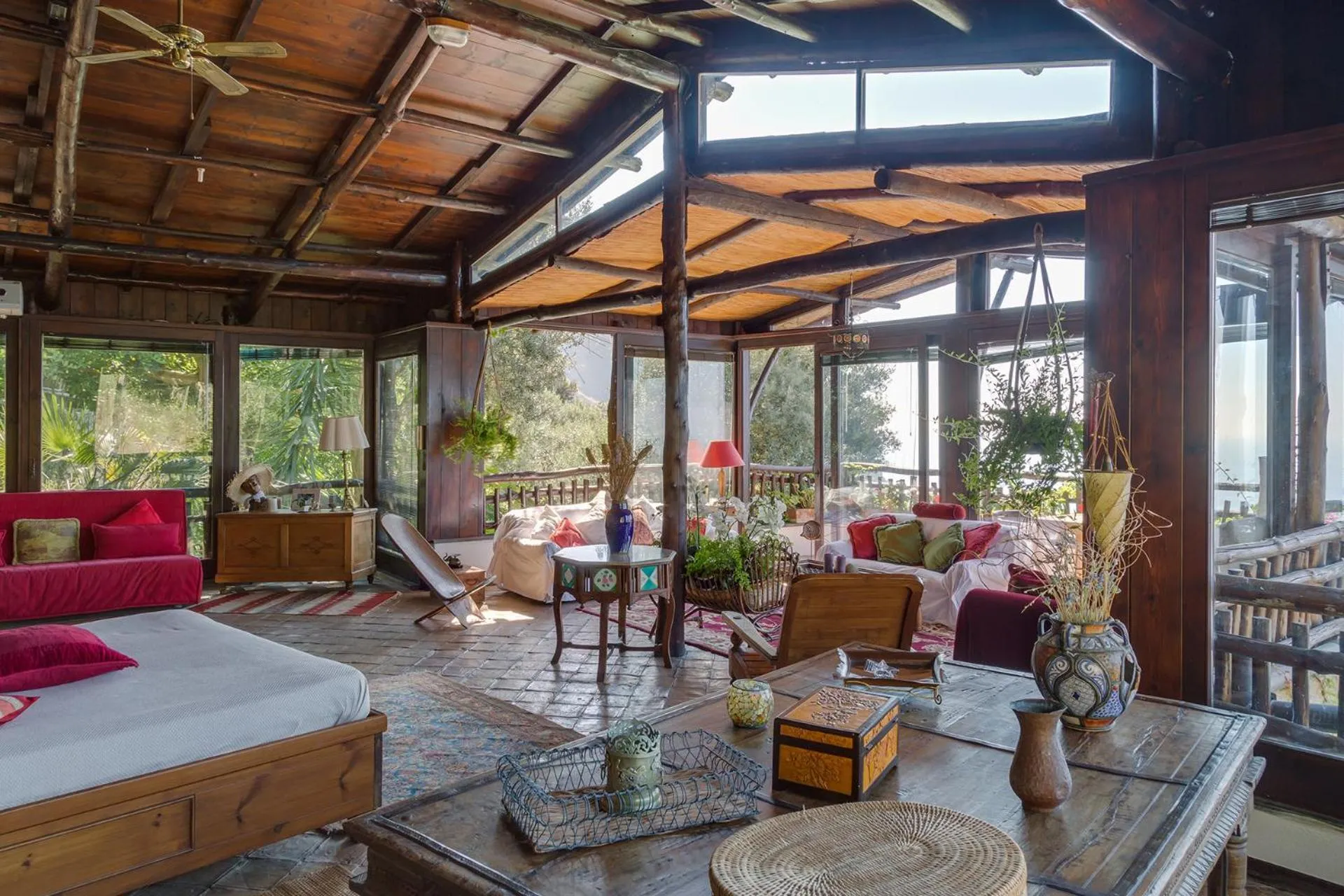 Bed in Amore Rentals - Villa Era