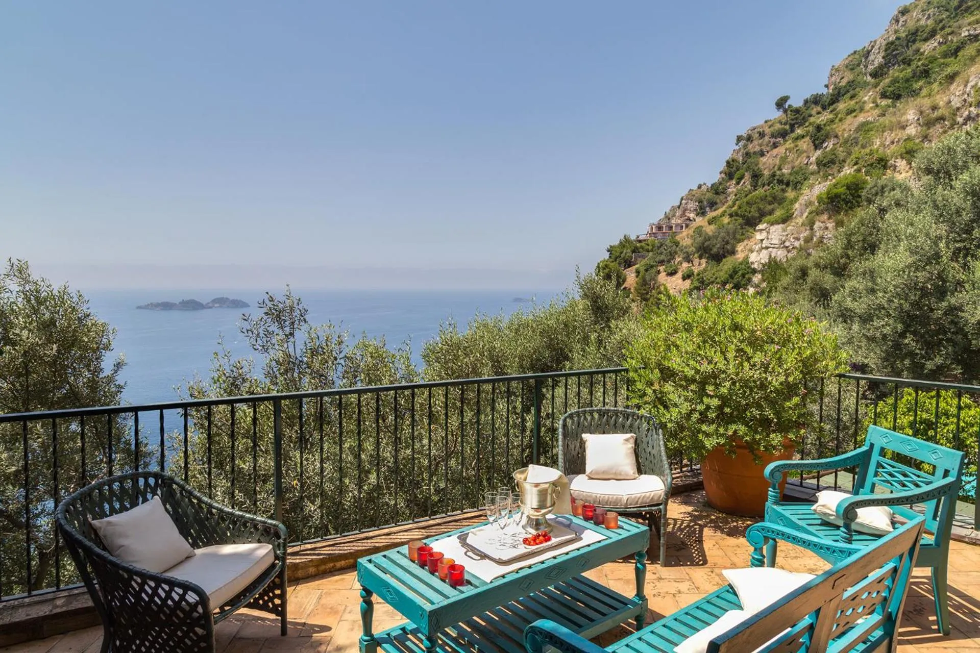 Balcony/Terrace in Amore Rentals - Villa Era