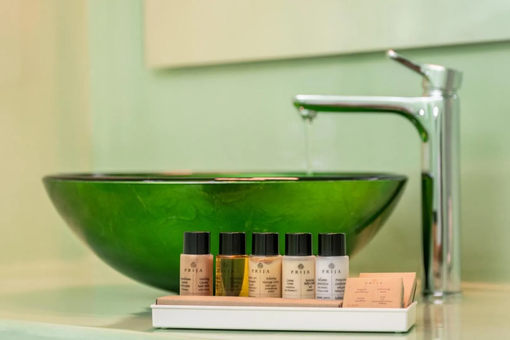 Bathroom in Sun Angelos Oia - Luxury Cave Suites
