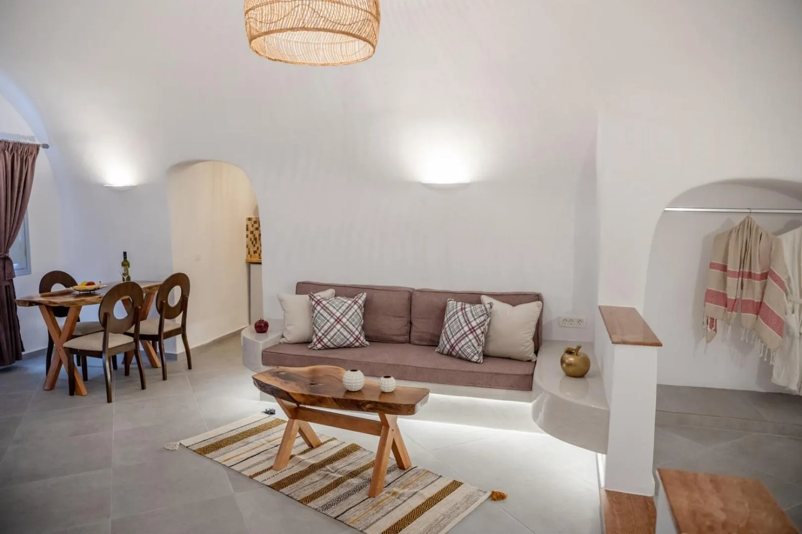 Seating area in Sun Angelos Oia - Luxury Cave Suites