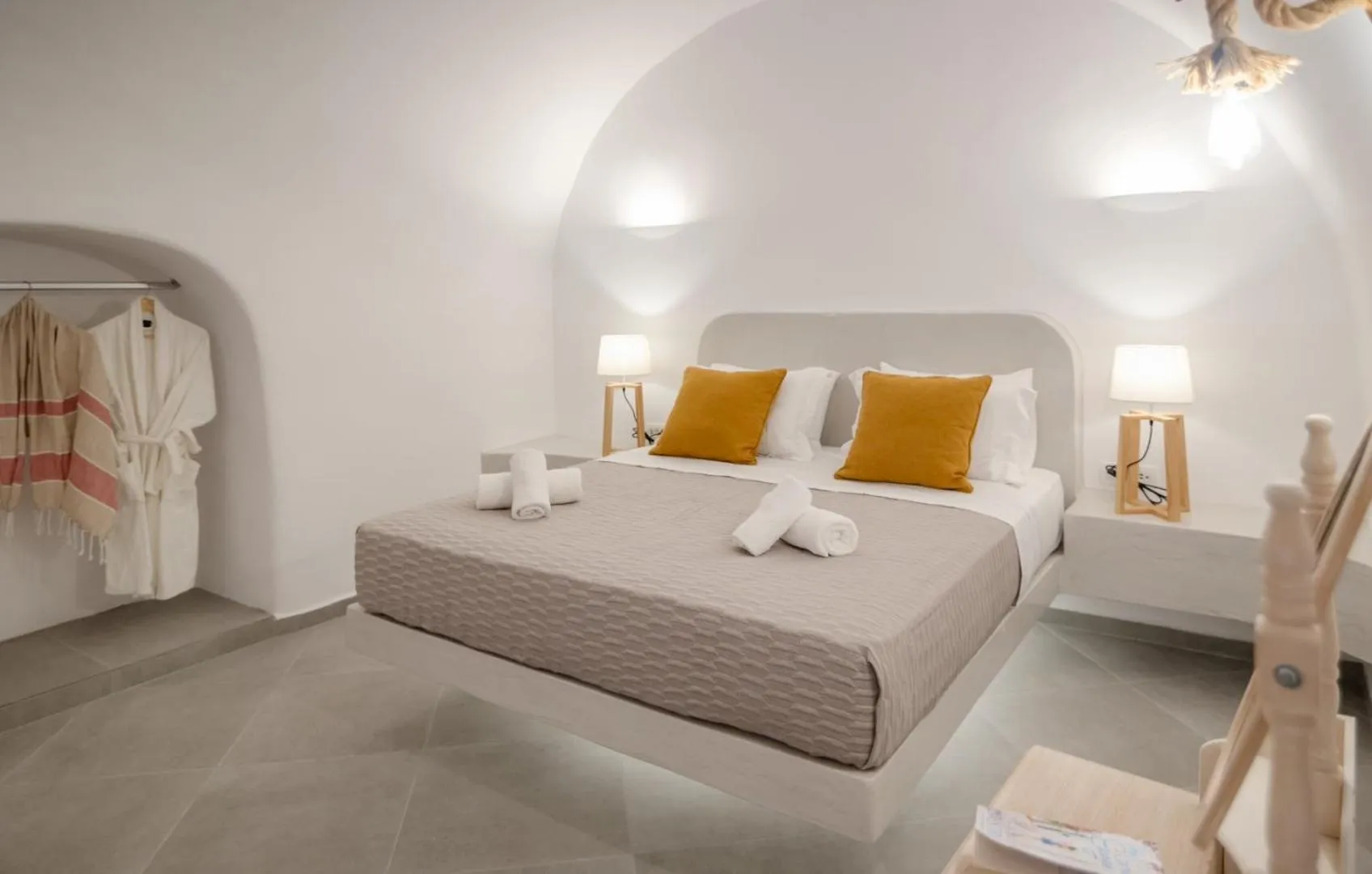 Bedroom, Bed in Sun Angelos Oia - Luxury Cave Suites