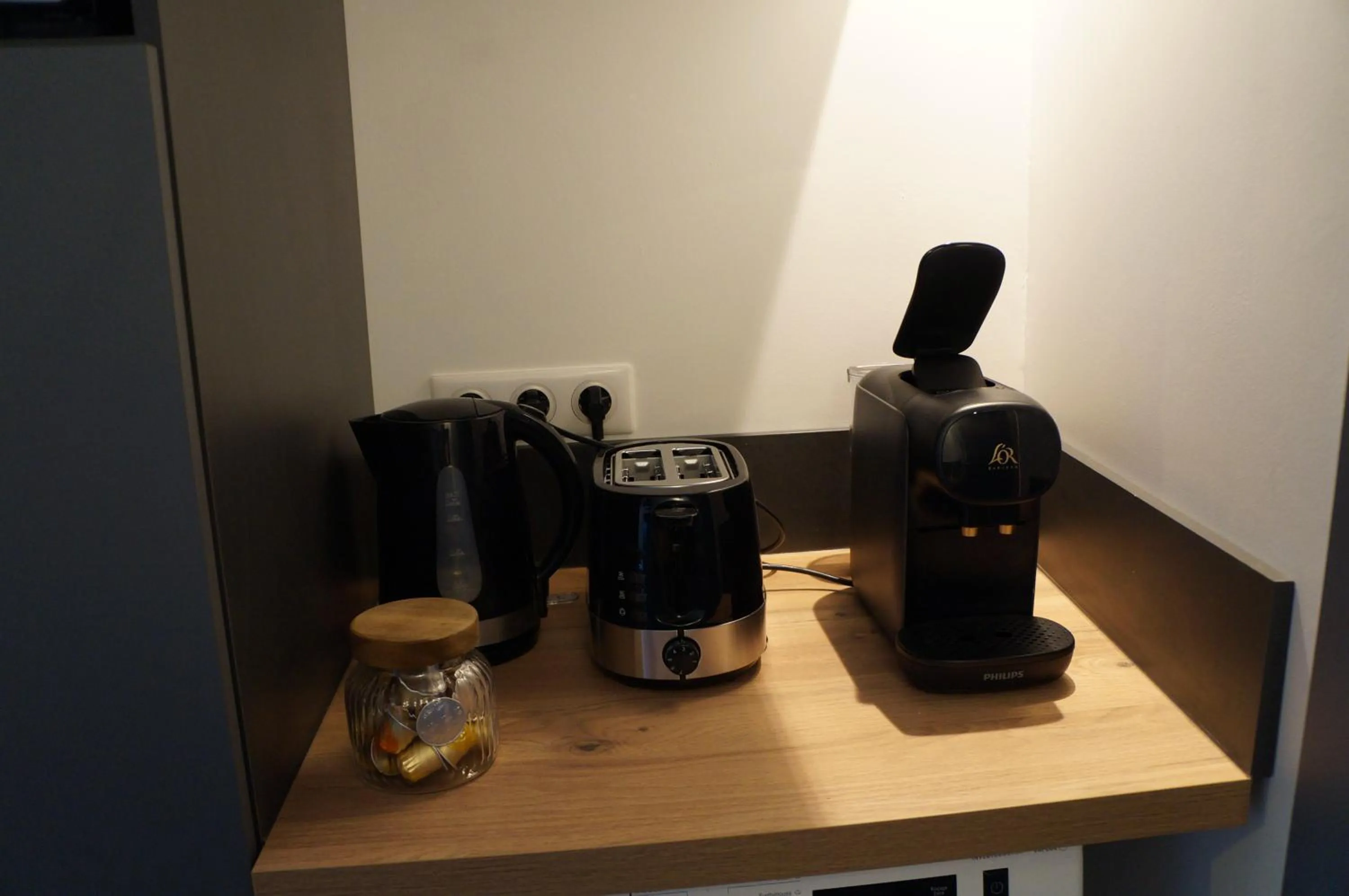 Coffee/tea facilities in Mimis House