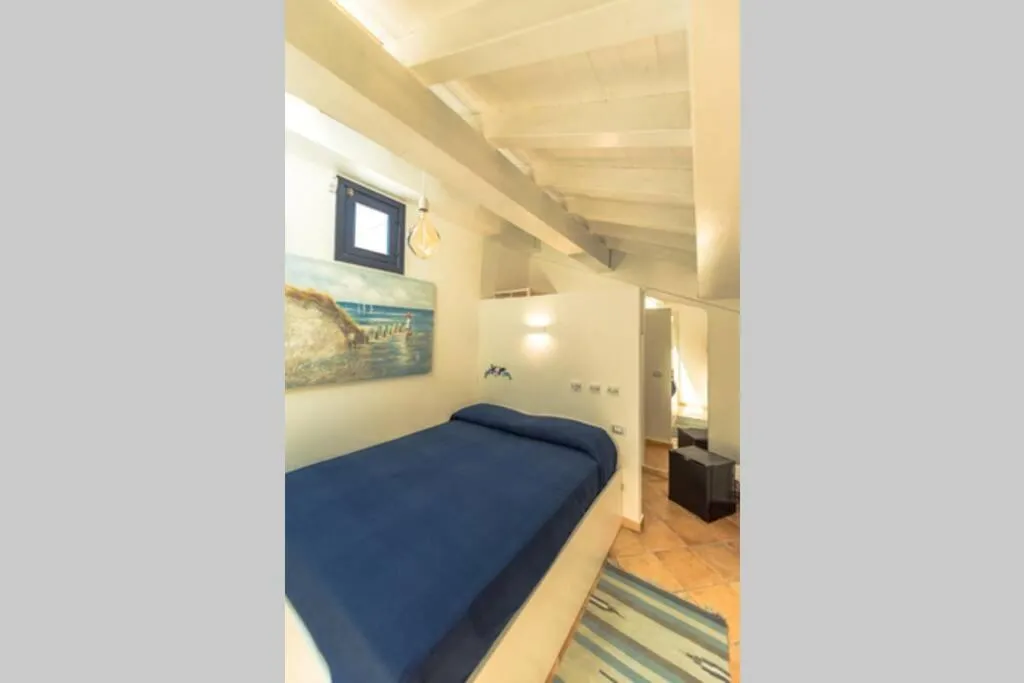 Bed in Design loft Marinella in Porticello