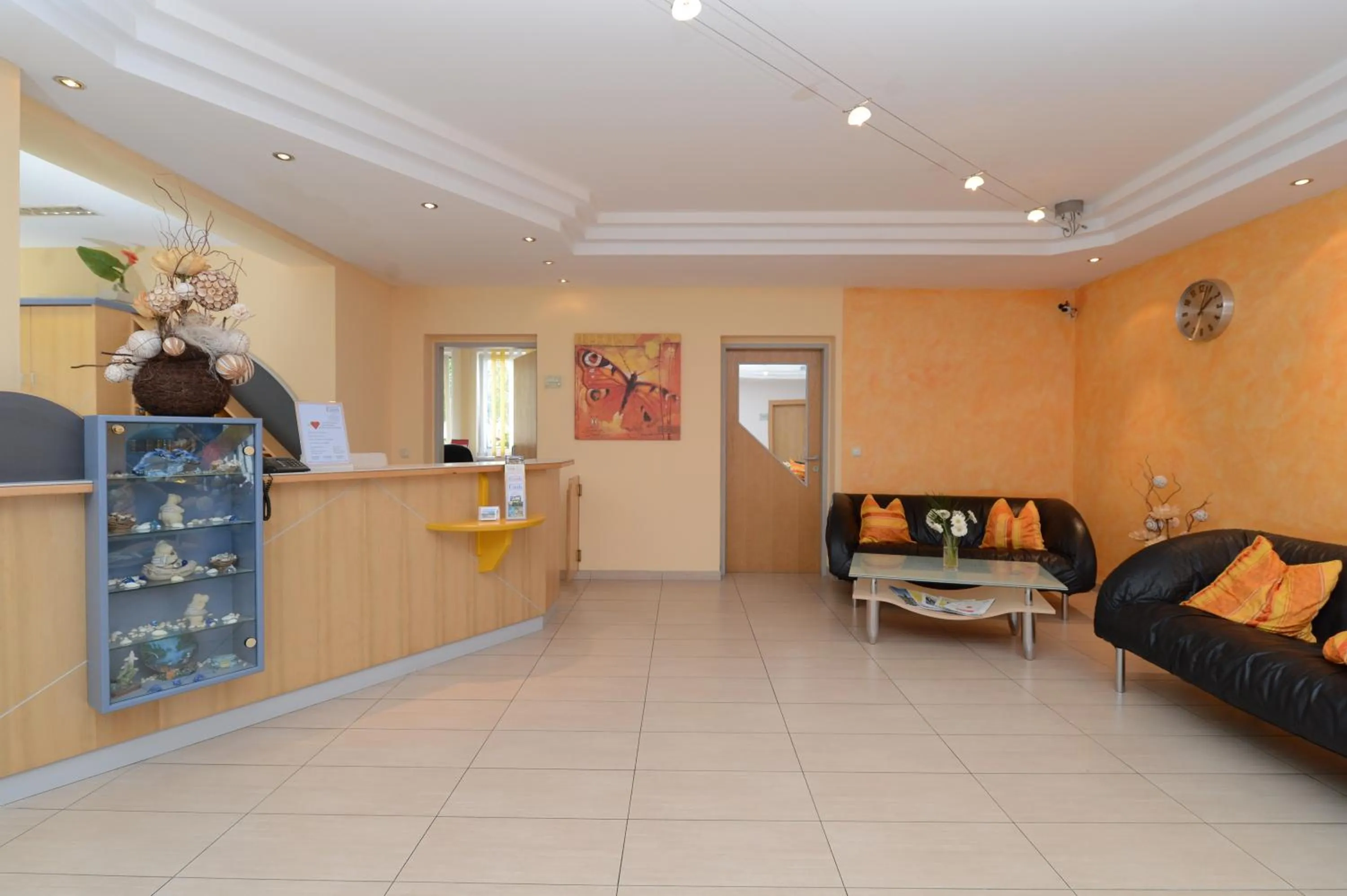 Lobby or reception in Strandhotel Faak