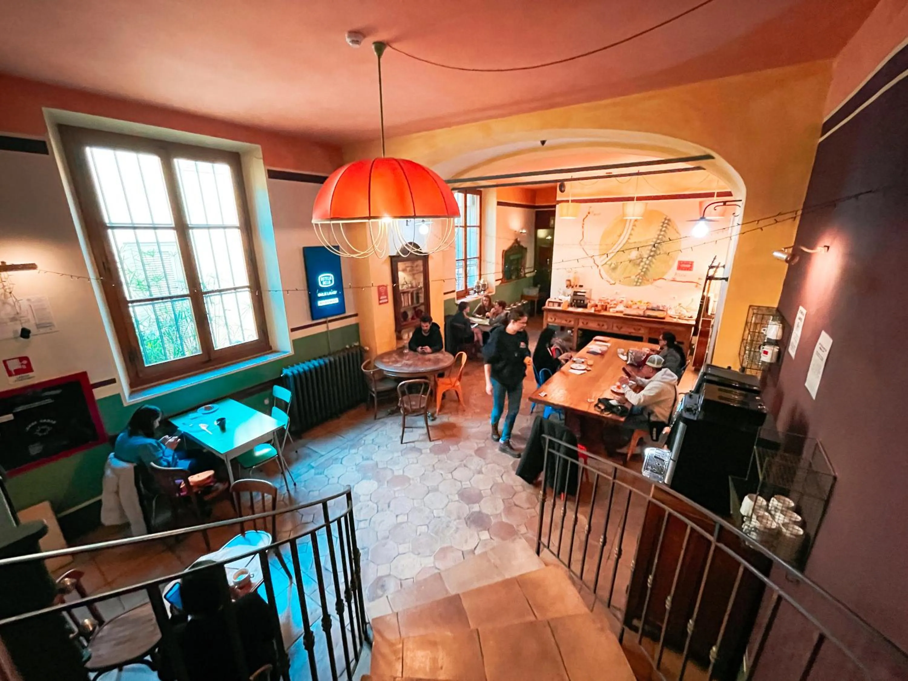 Communal lounge/ TV room, Bed in Ostello Bello Firenze