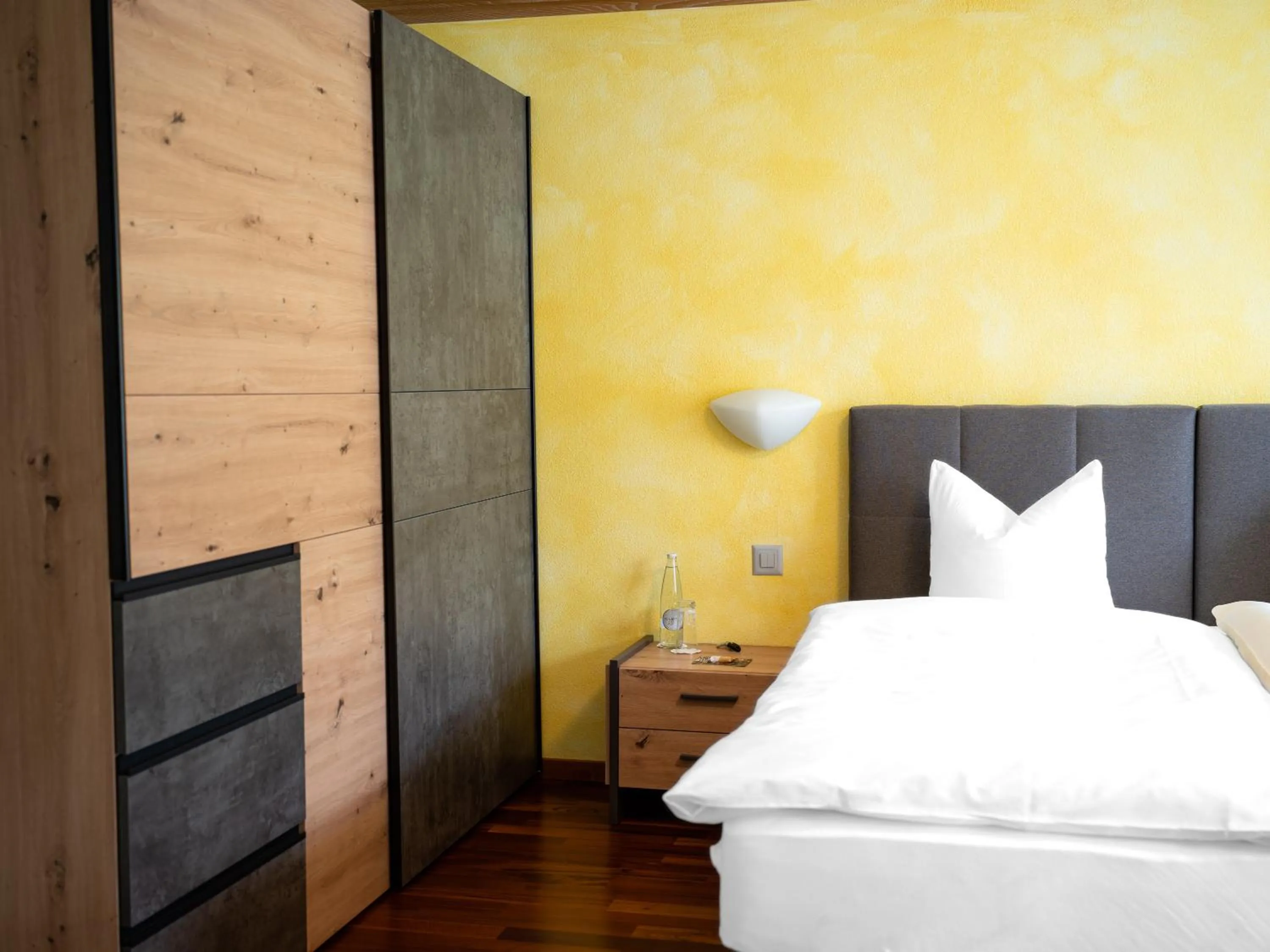 Photo of the whole room, Bed in Hotel Sternen Unterwasser