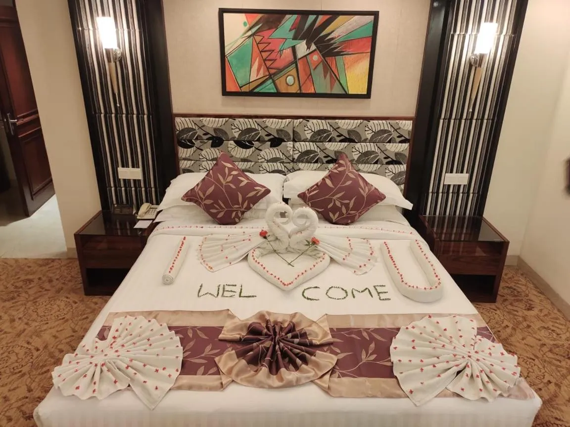 Bed in Hotel Star Pacific