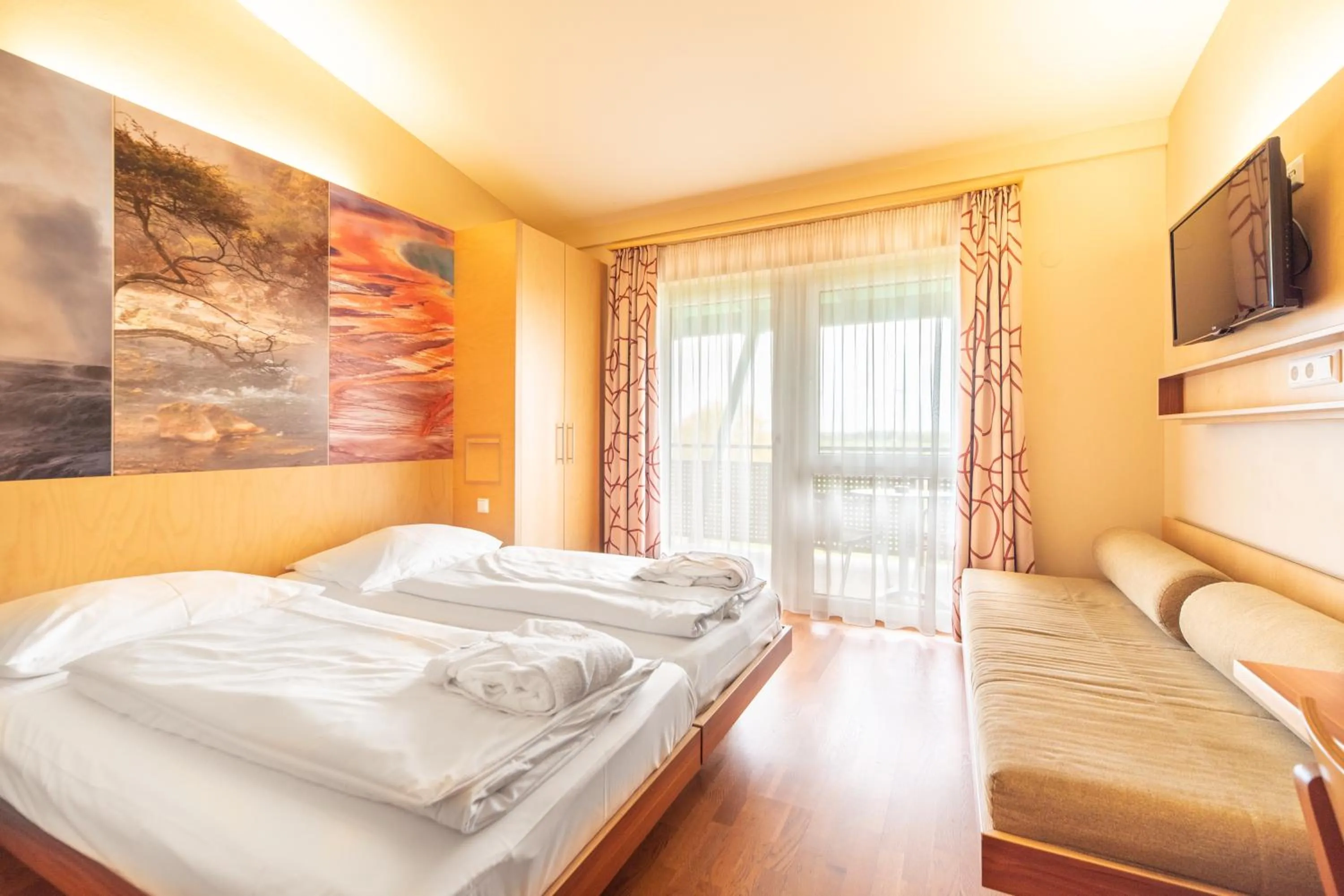 Photo of the whole room, Bed in JUFA Hotel Celldomolk - Aktiv & Wellness-Resort