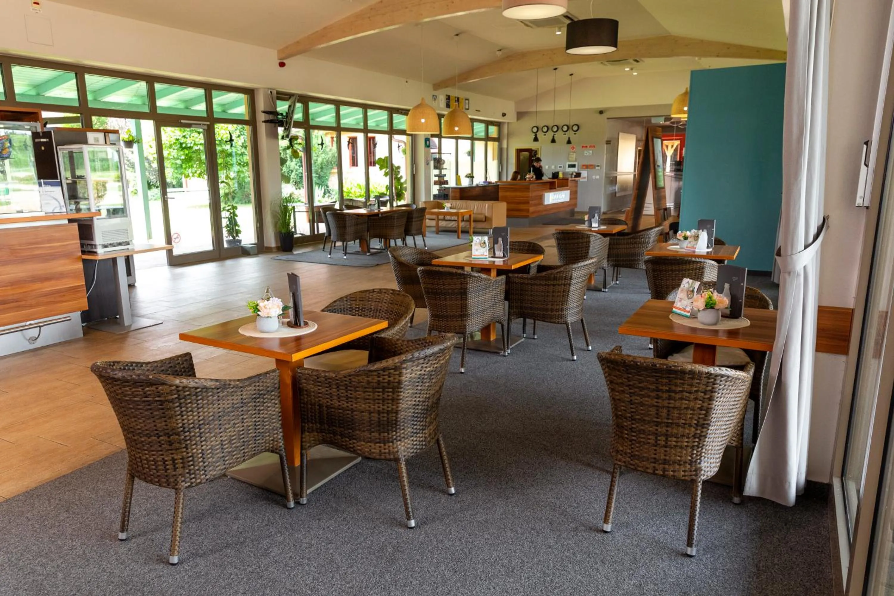 Lobby or reception in JUFA Hotel Celldomolk - Aktiv & Wellness-Resort