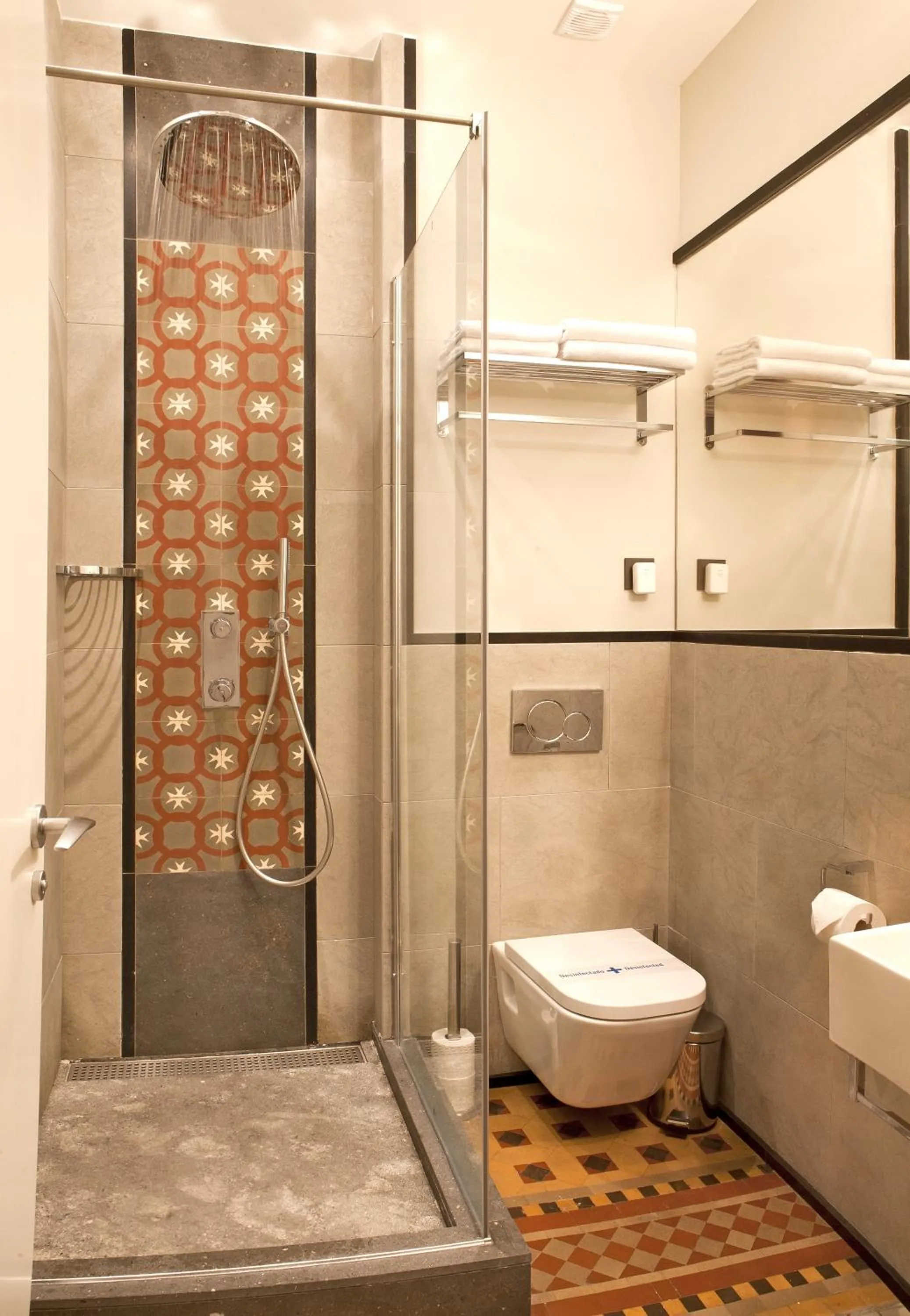 Shower in We Boutique Hotel Barcelona