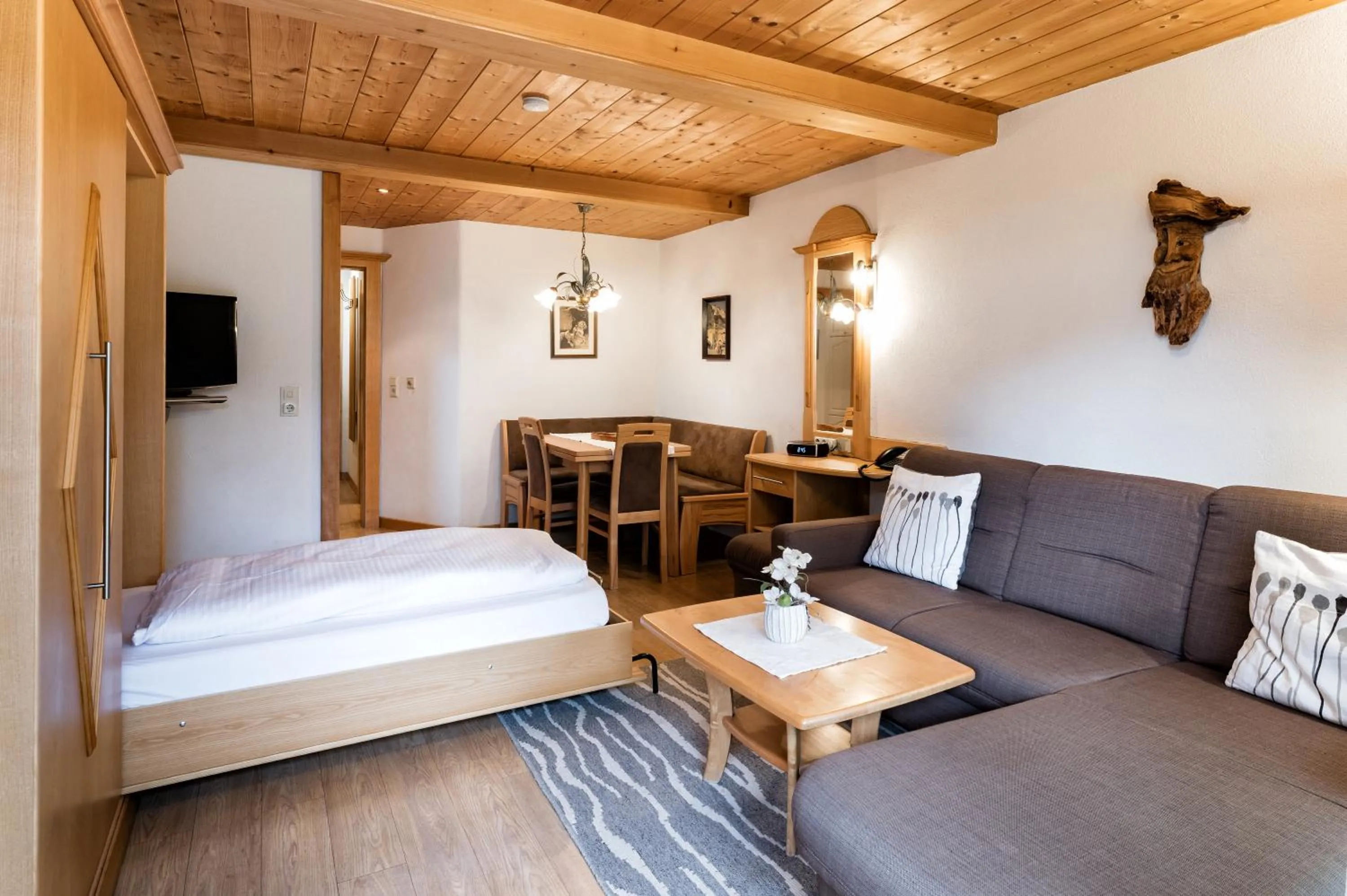 Living room, Bed in Appartementanlage Kerber