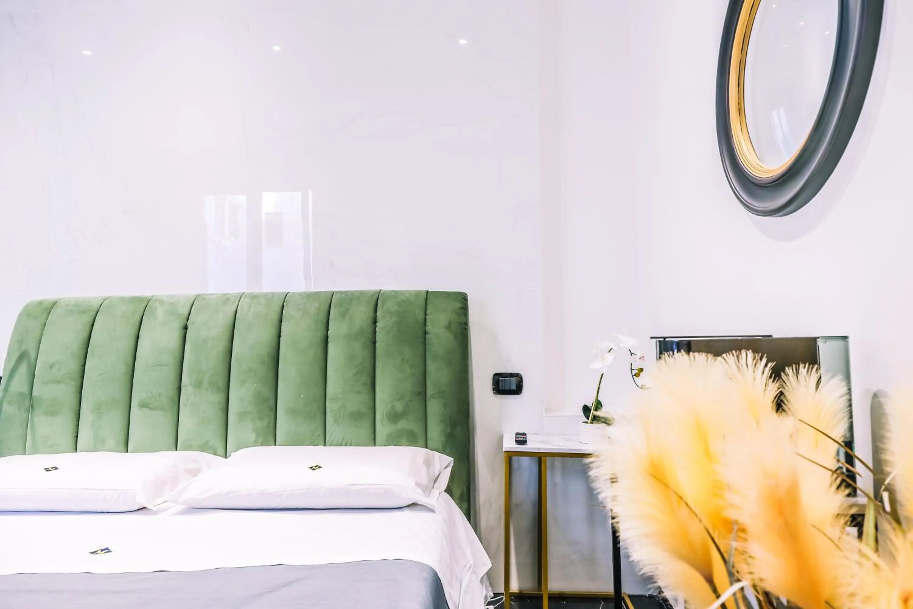 Decorative detail, Bed in Marmur luxury room