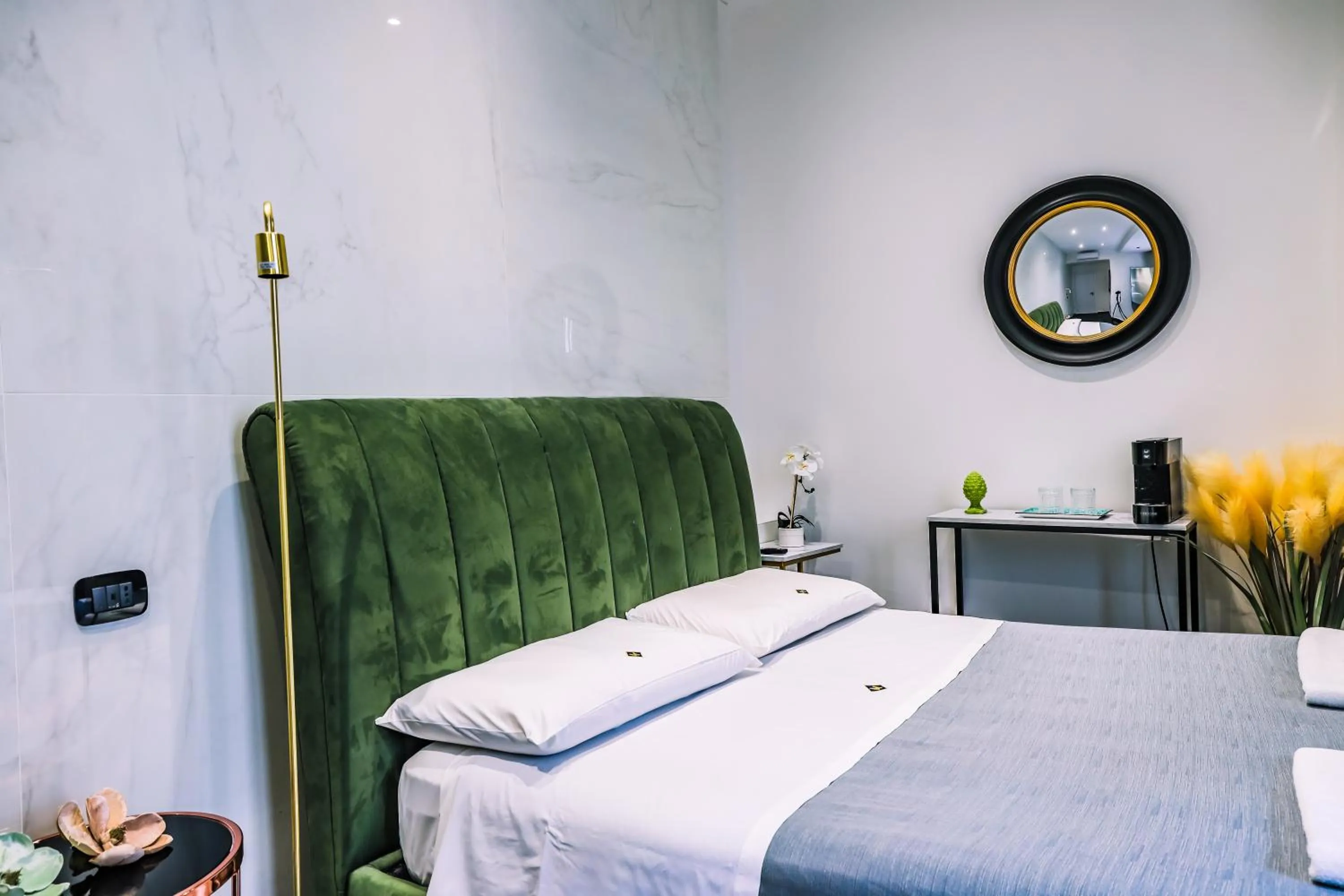 Bed in Marmur luxury room