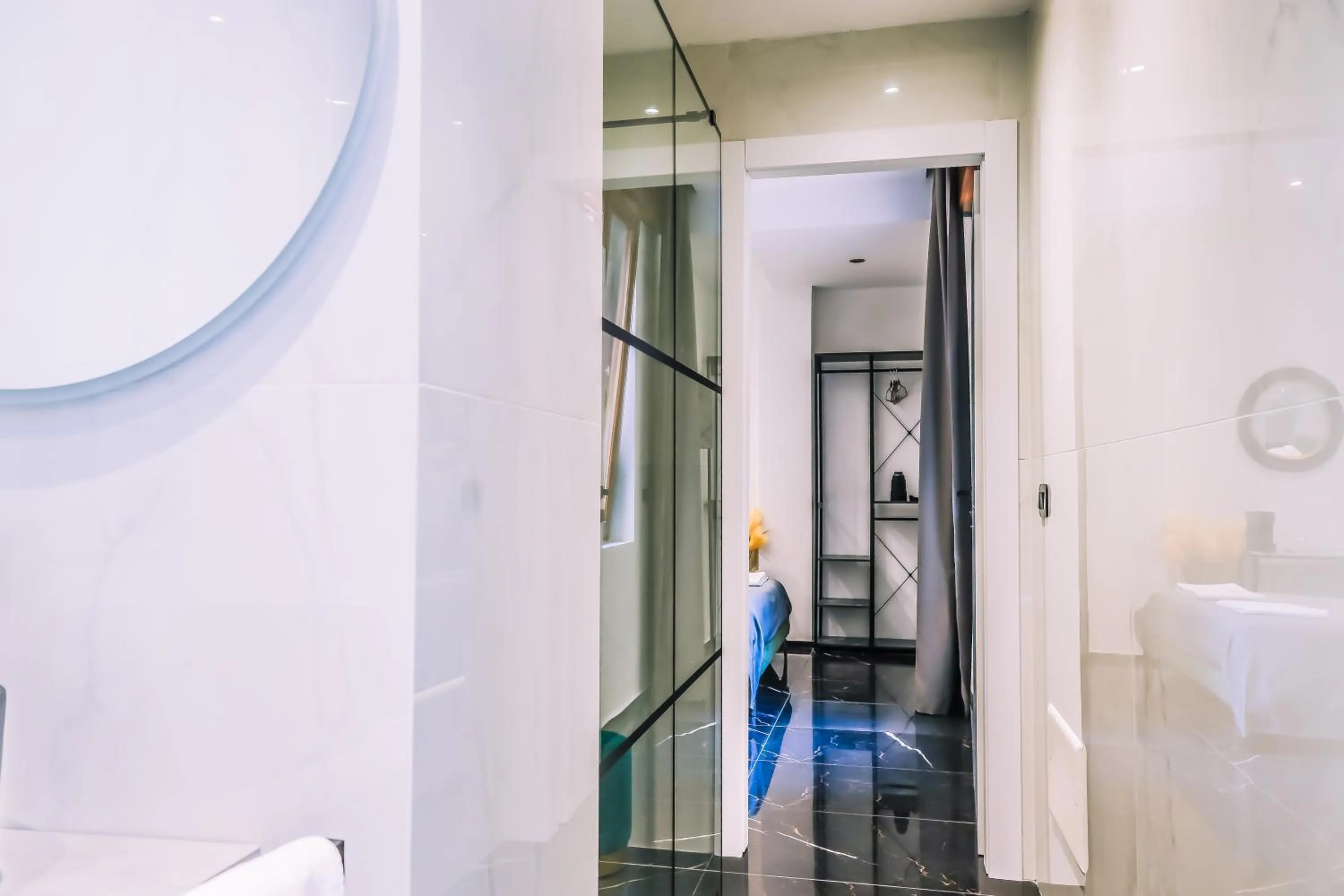 Bathroom in Marmur luxury room