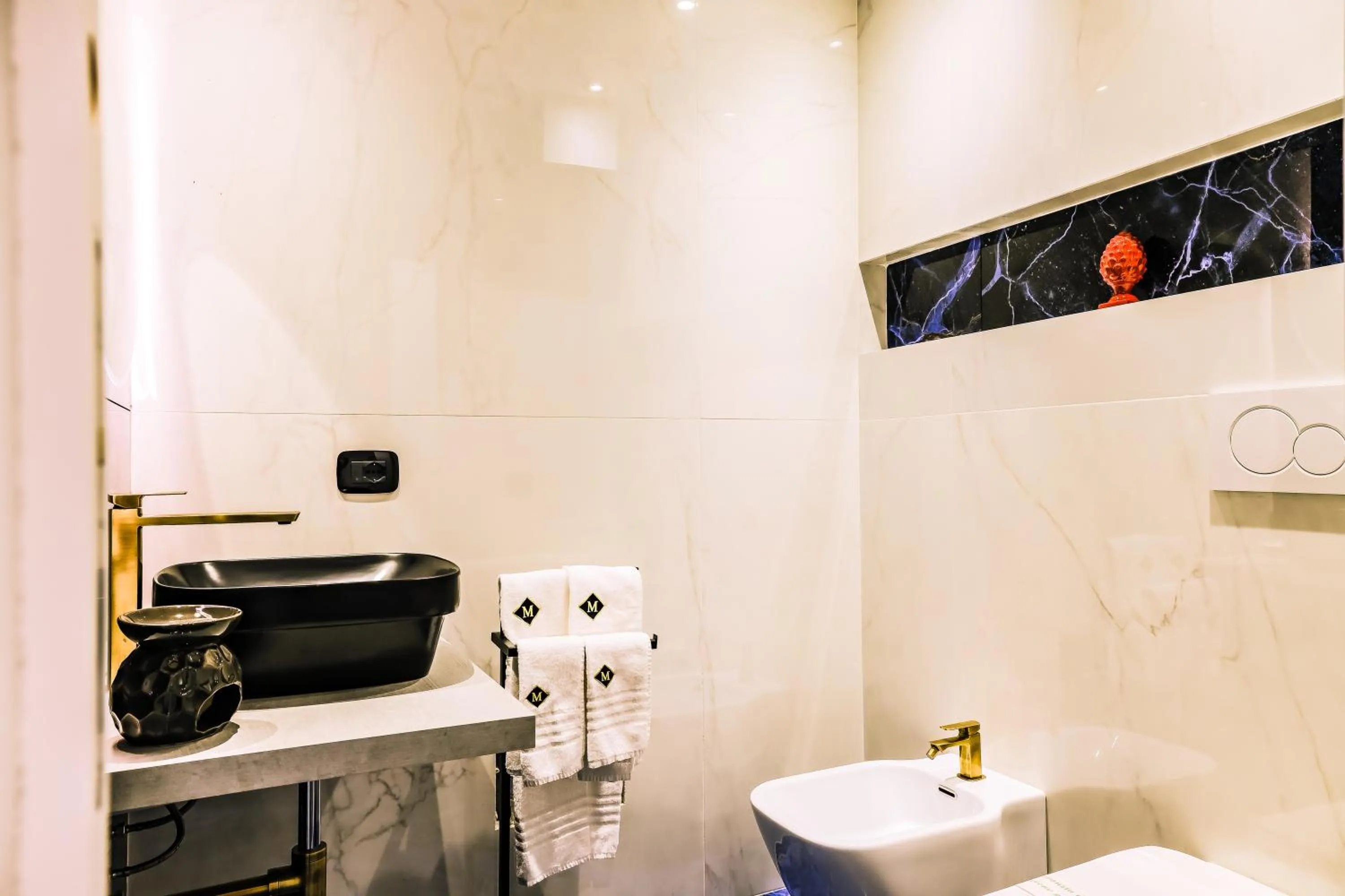 Bathroom in Marmur luxury room