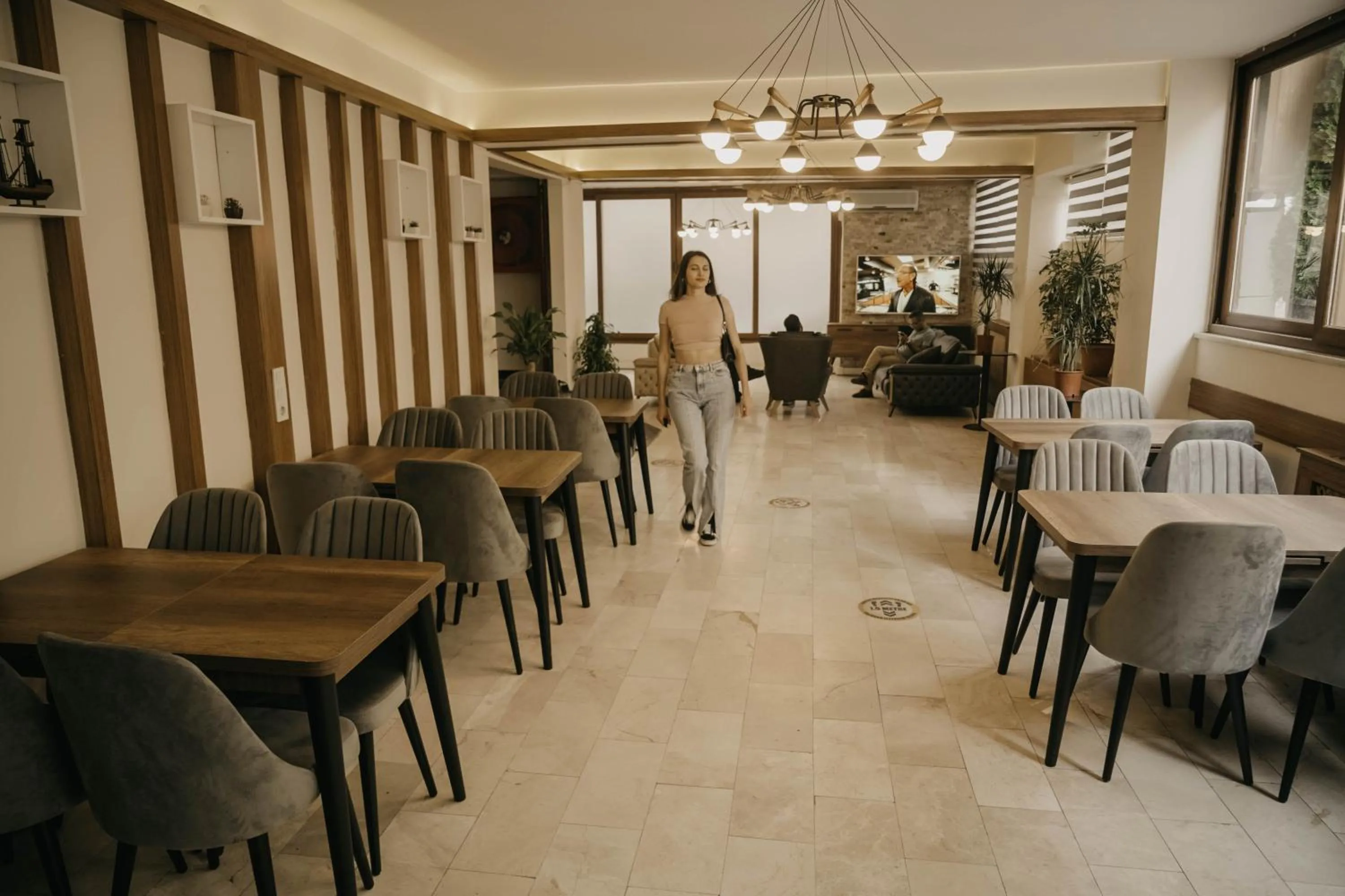 Restaurant/places to eat in Cihangir by Aydin Suite Hotel