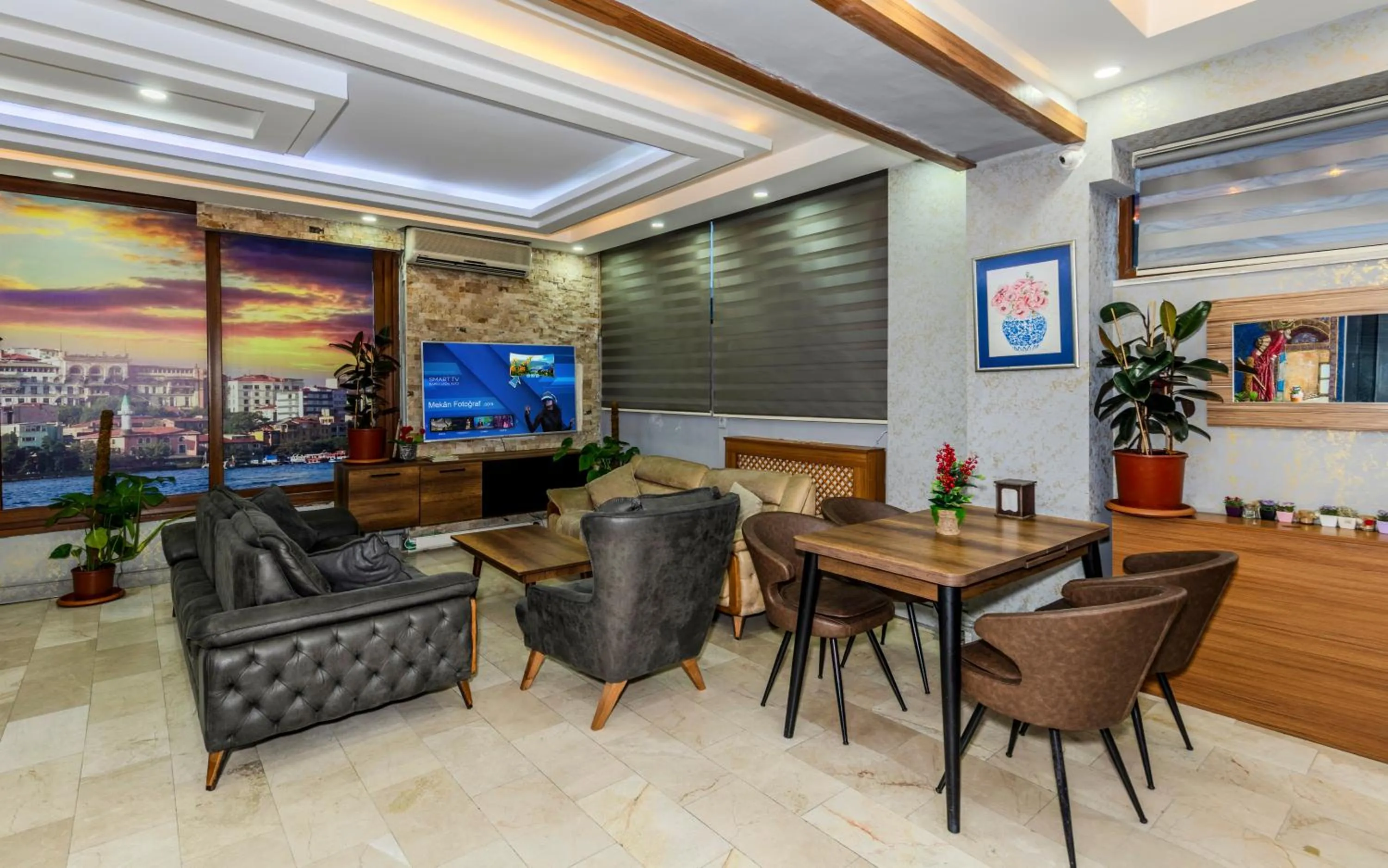 Communal lounge/ TV room in Istanbul Galata Port Modern Suite & Apartments Taksim