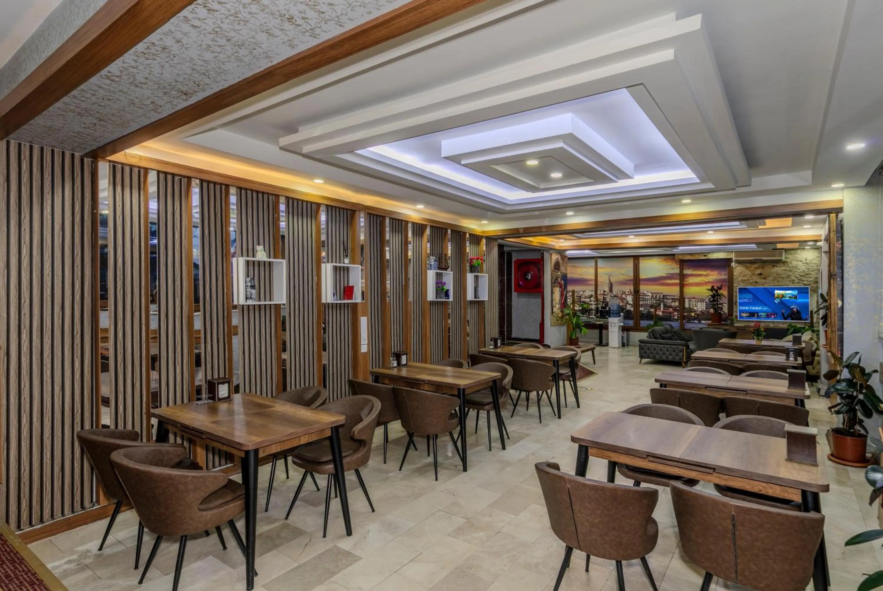 Restaurant/places to eat in Istanbul Galata Port Modern Suite & Apartments Taksim