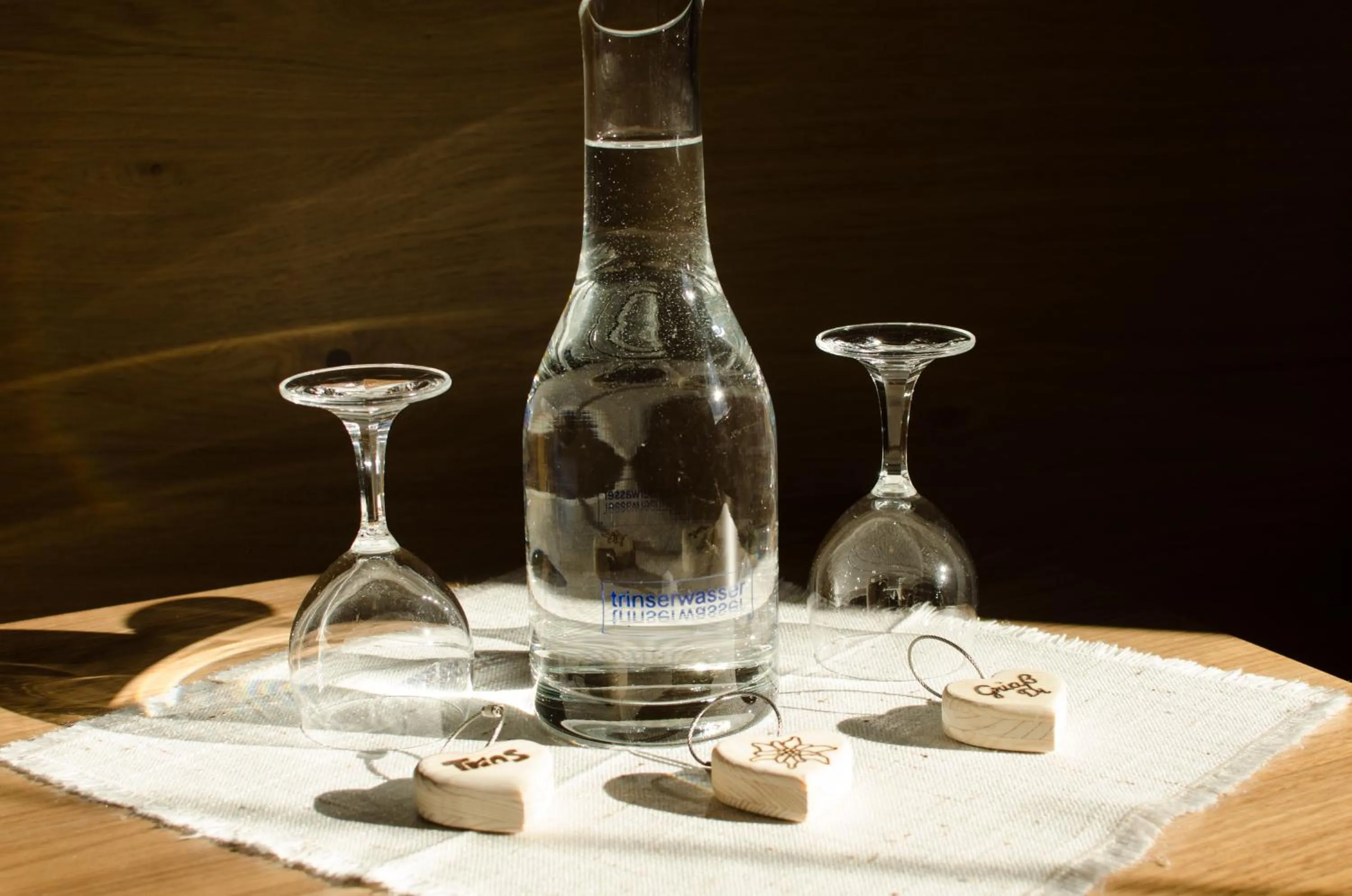 Text overlay in Hotel Zita