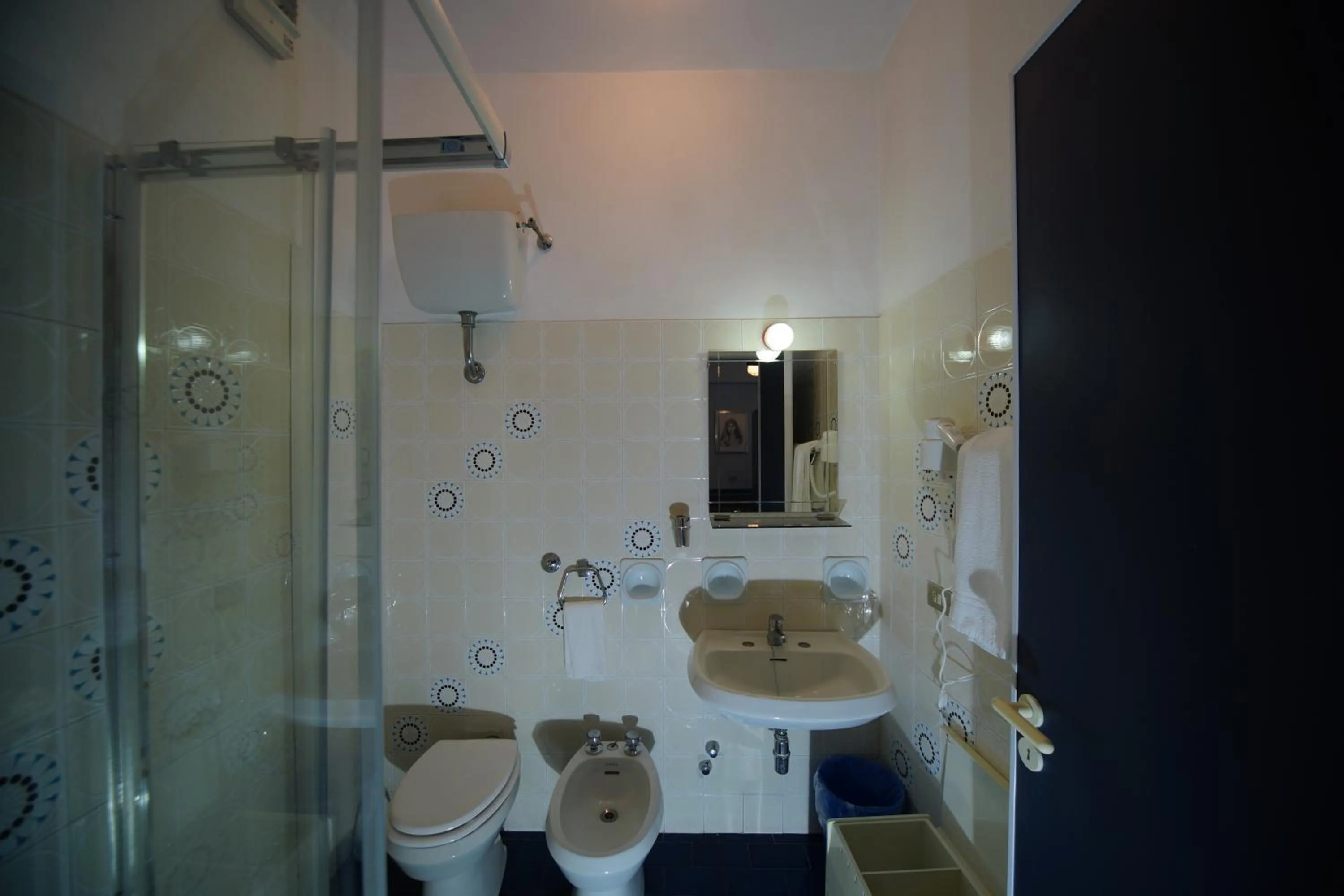 Shower in King Hotel