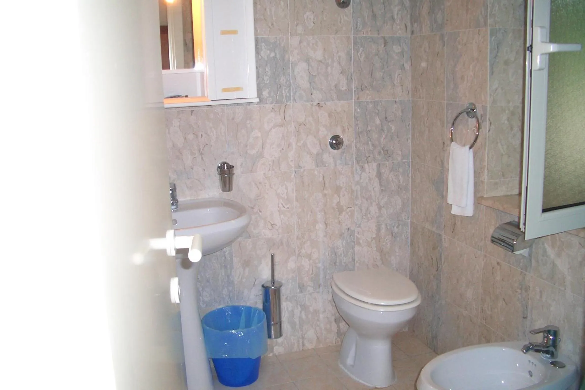 Bathroom in King Hotel