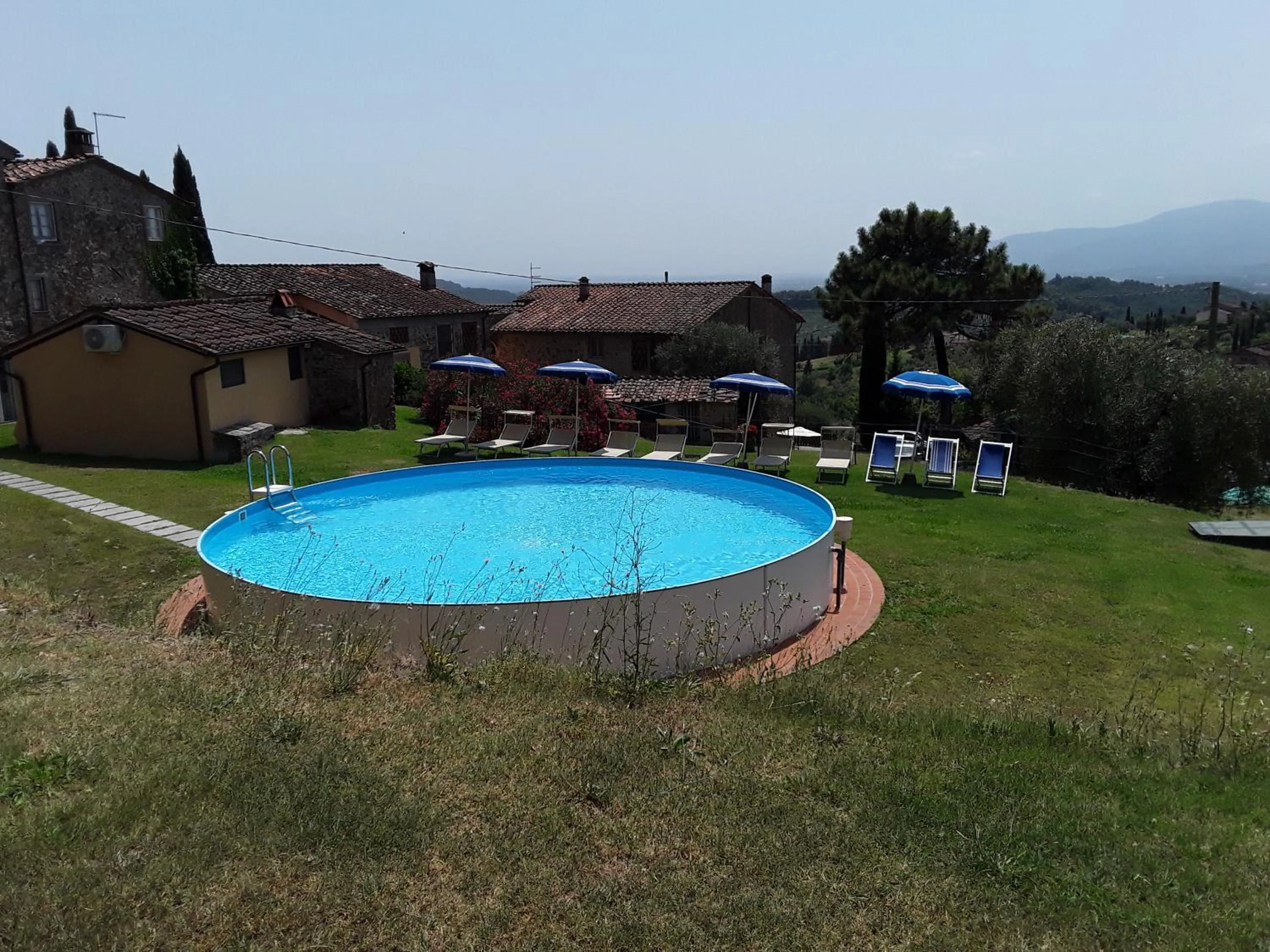 Swimming pool in Fattoria di Fubbiano