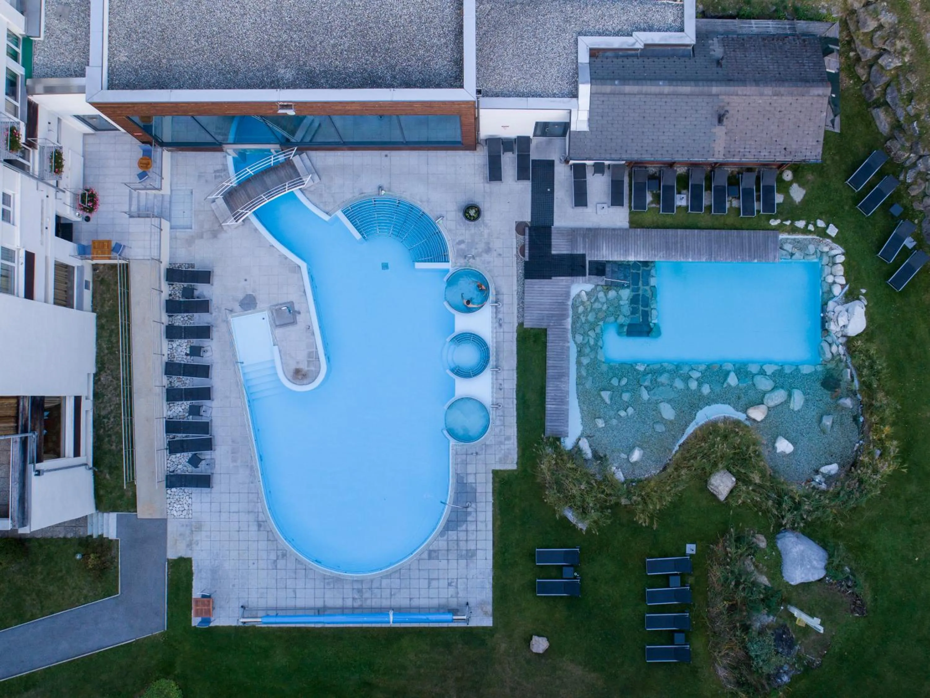 Swimming pool in Le Bristol Leukerbad