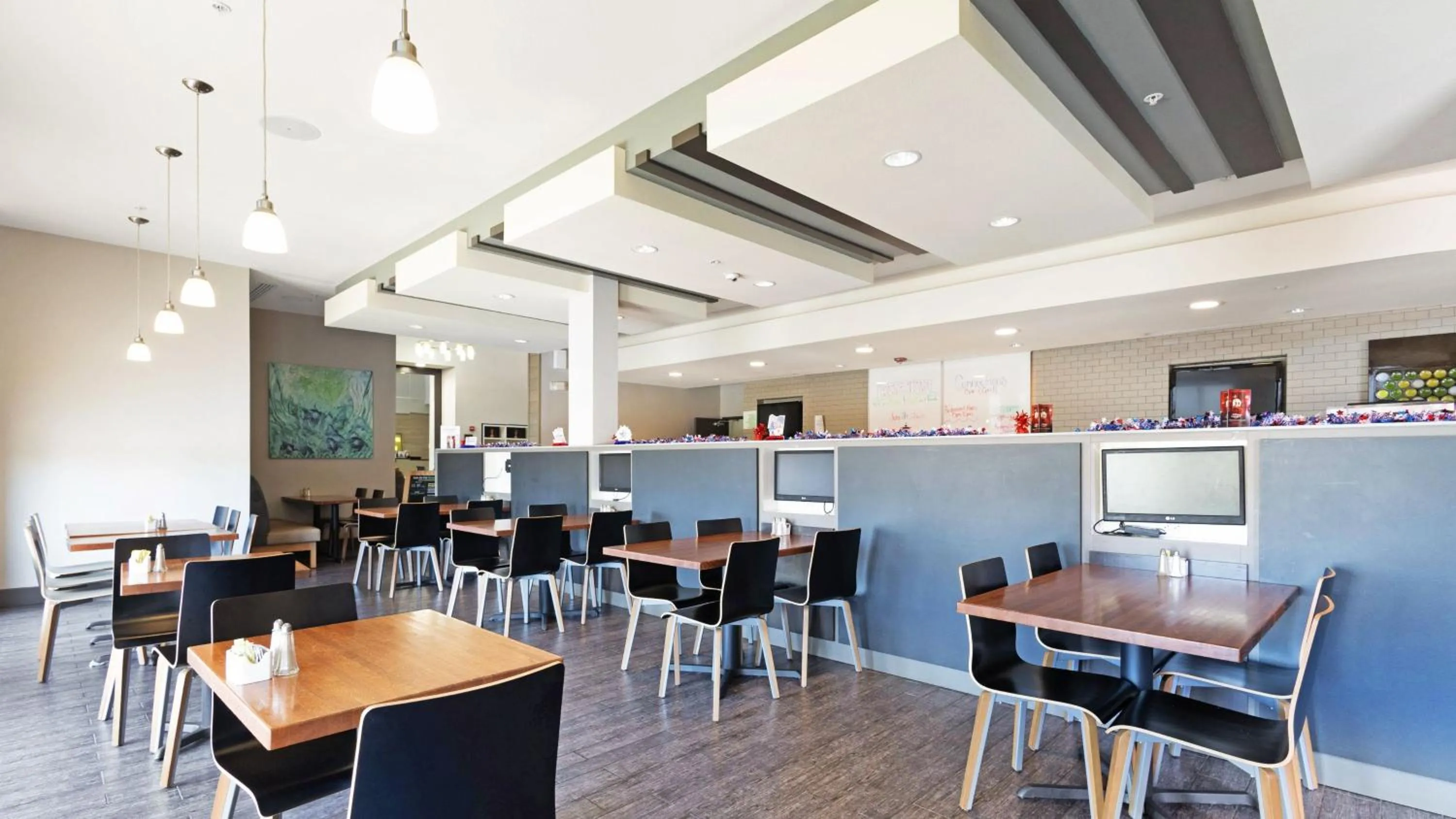 Restaurant/places to eat in Holiday Inn Texarkana Arkansas Convention Center by IHG