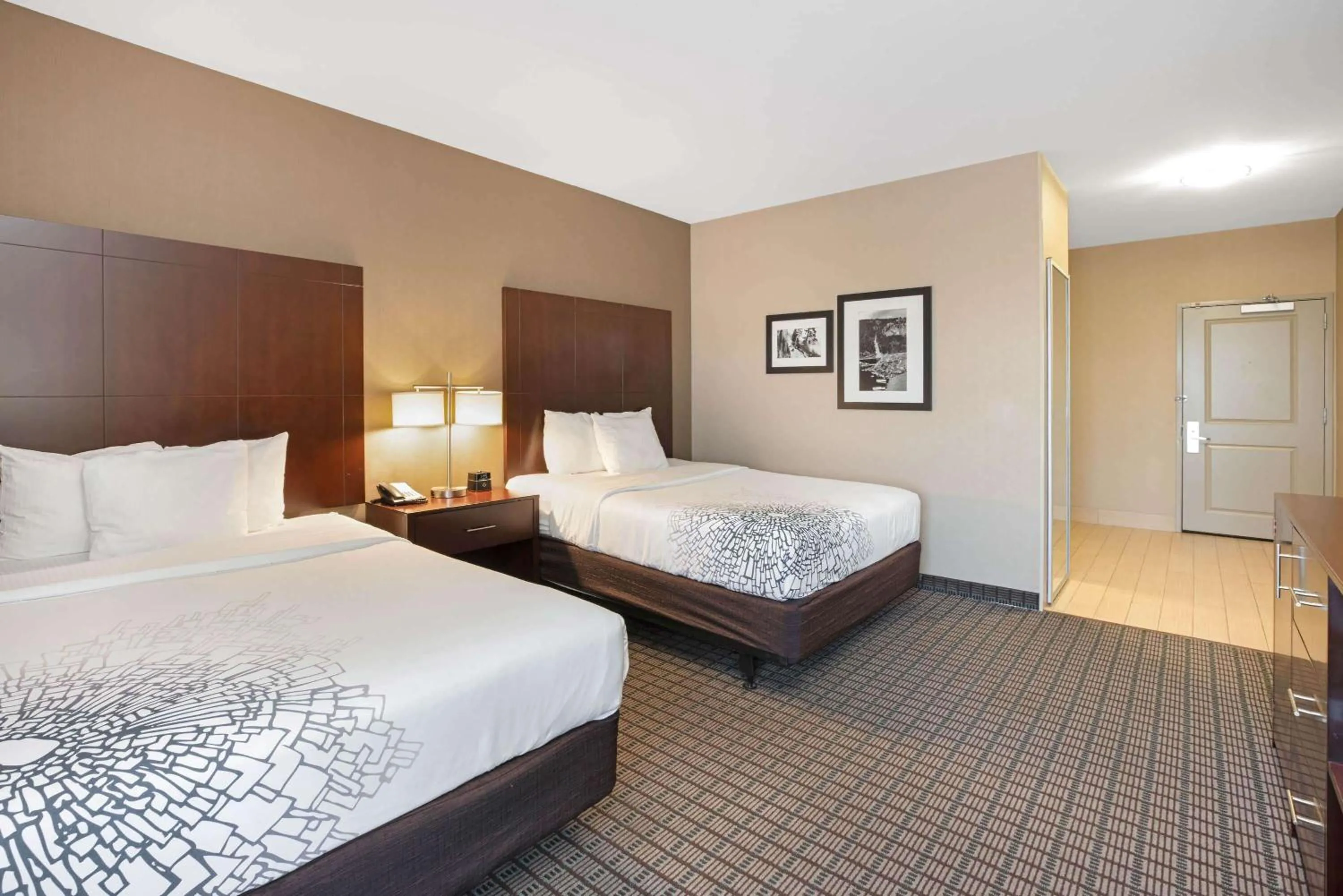 Photo of the whole room, Bed in La Quinta by Wyndham Bellingham