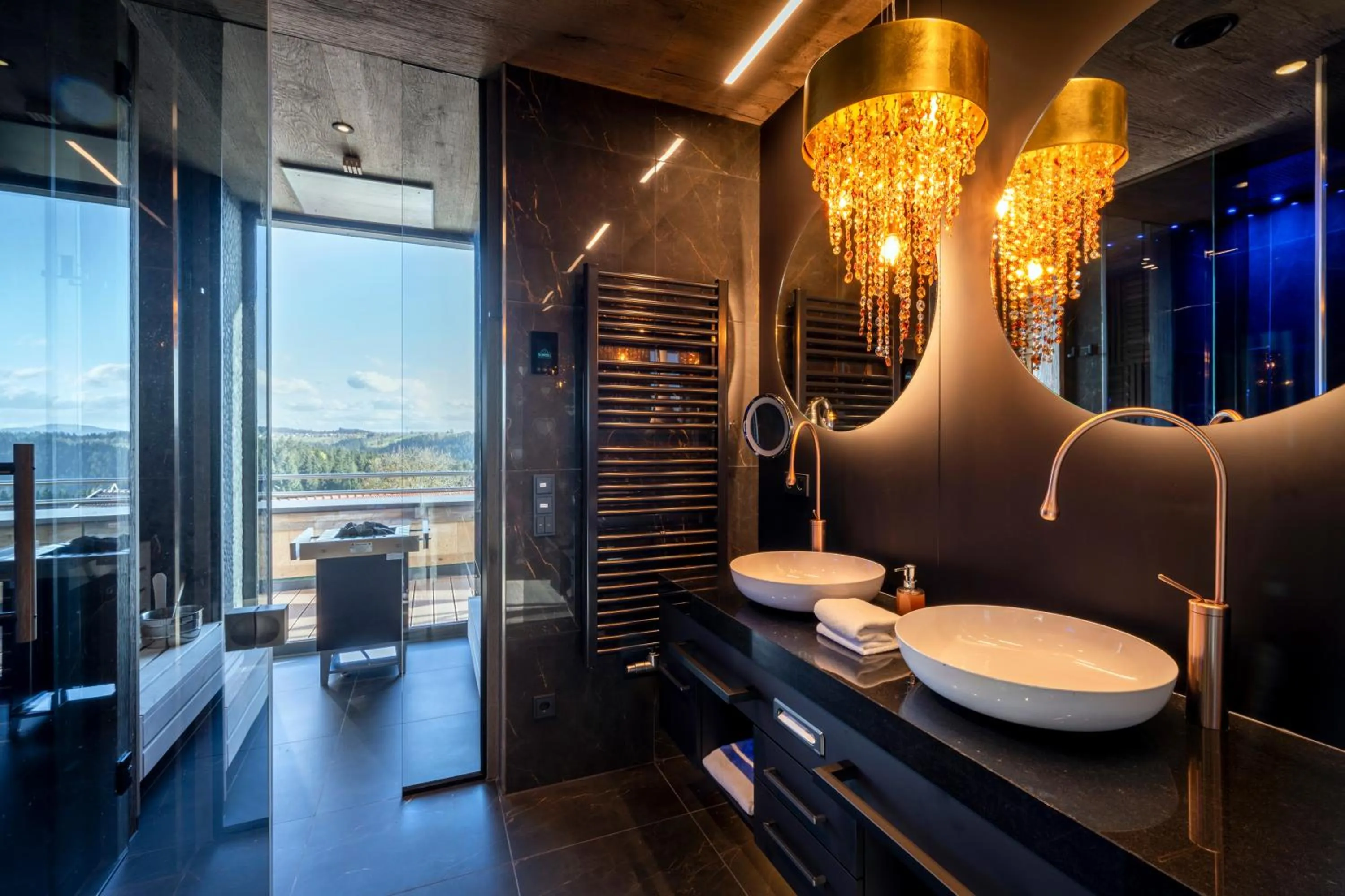 Bathroom in Hüttenhof - Wellnesshotel & Luxus-Bergchalets - Adults only