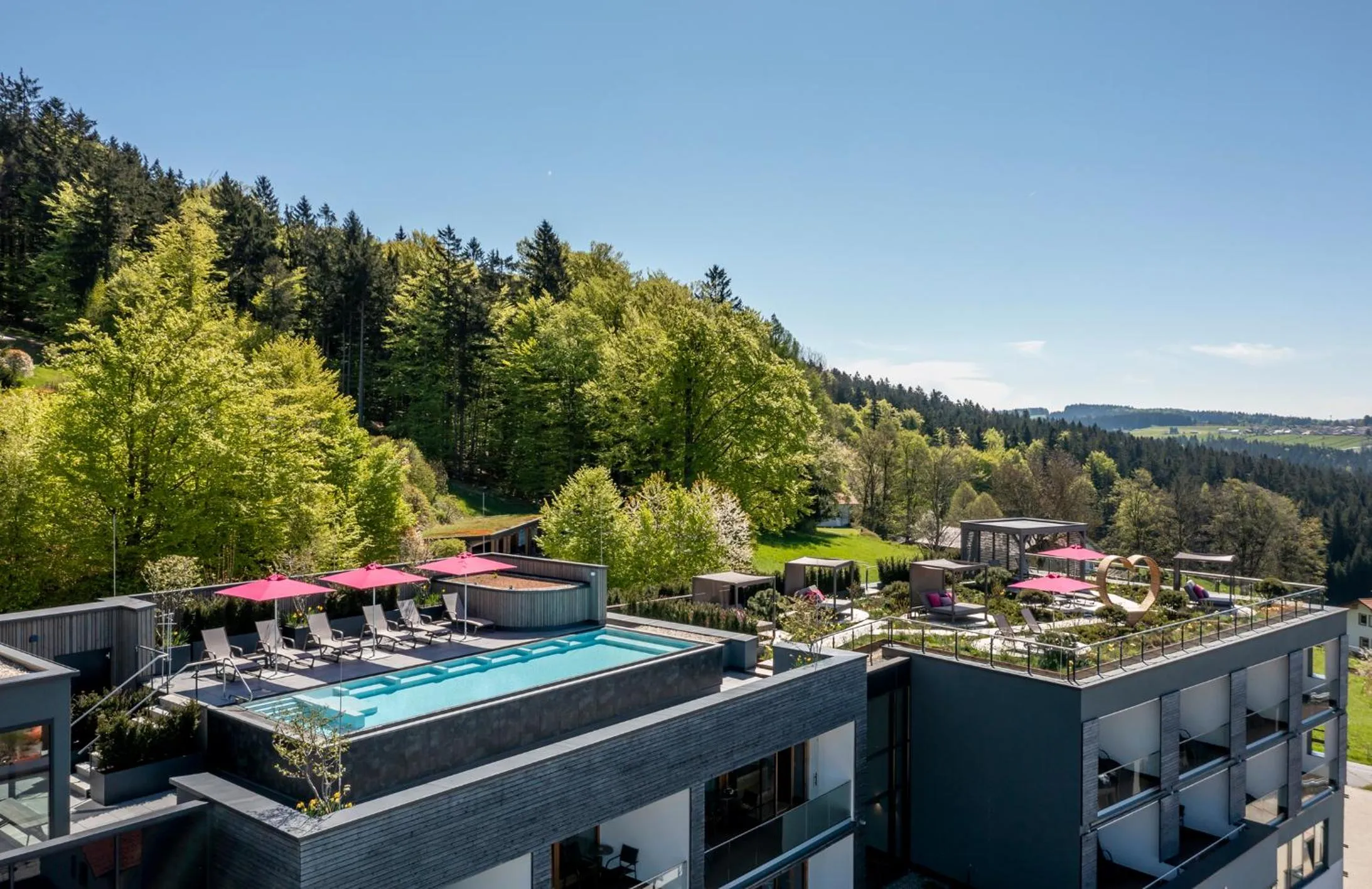 Swimming pool in Hüttenhof - Wellnesshotel & Luxus-Bergchalets - Adults only