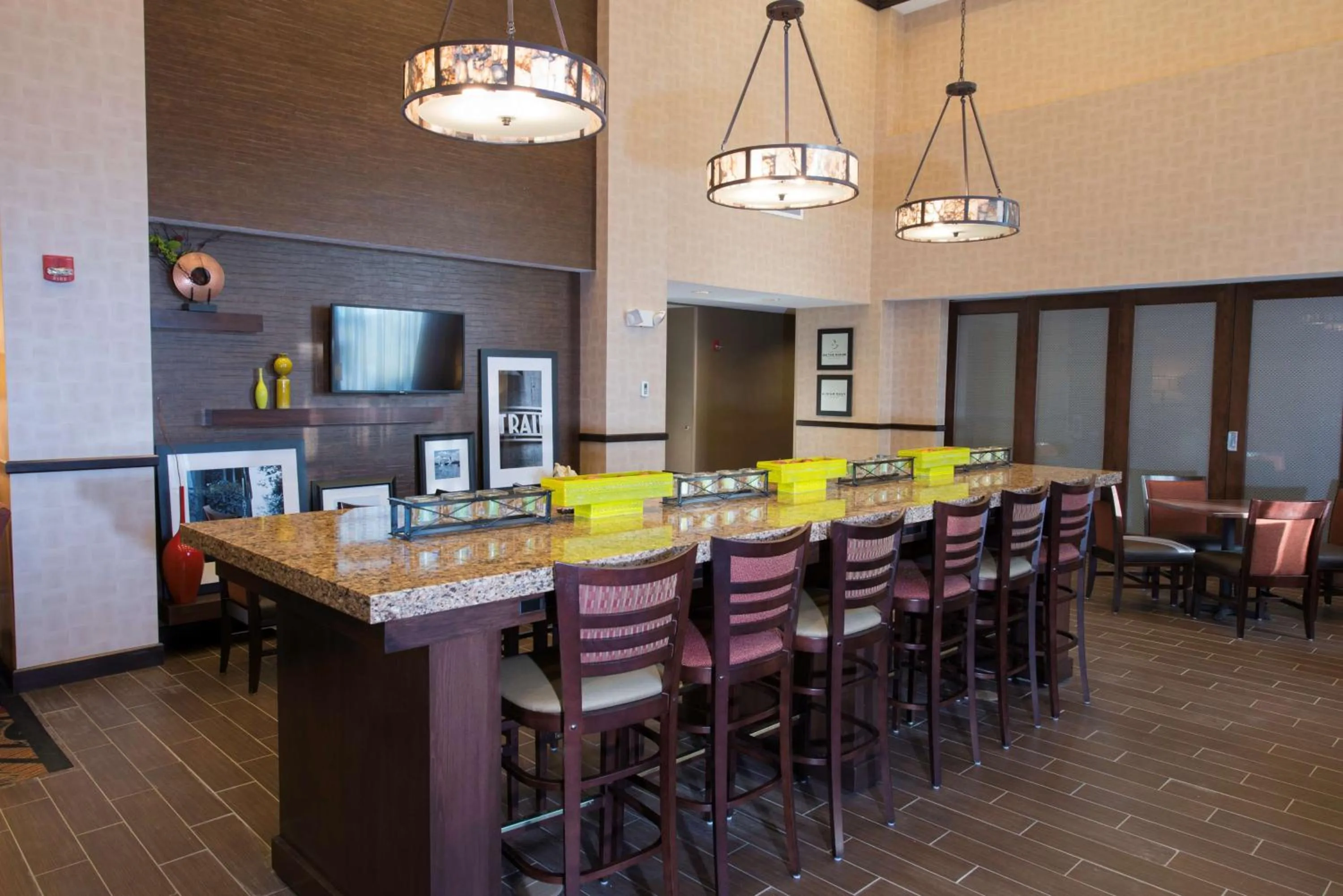 Lobby or reception in Hampton Inn & Suites Bismarck Northwest