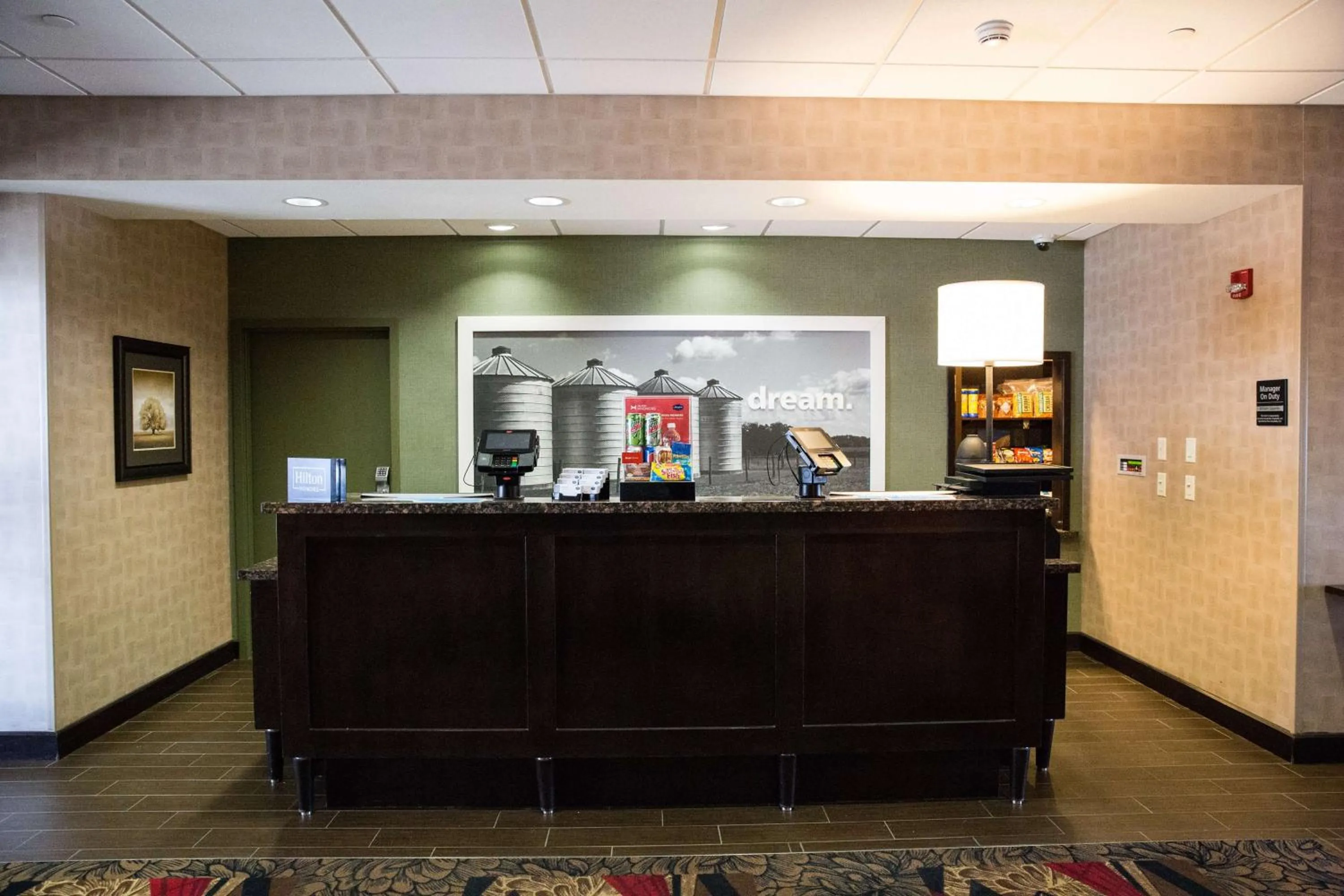 Lobby or reception in Hampton Inn & Suites Bismarck Northwest