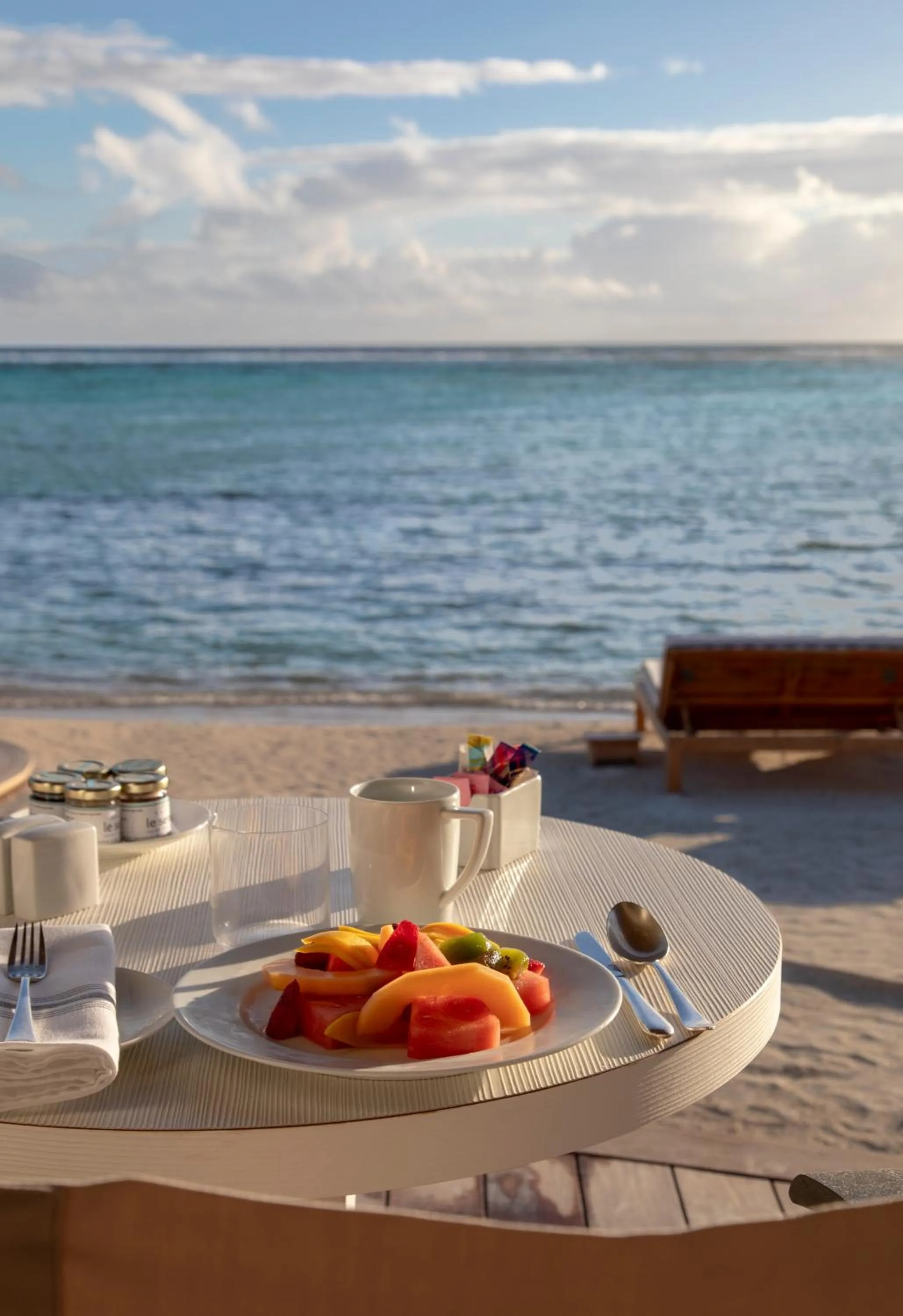 Restaurant/places to eat in Le Sereno