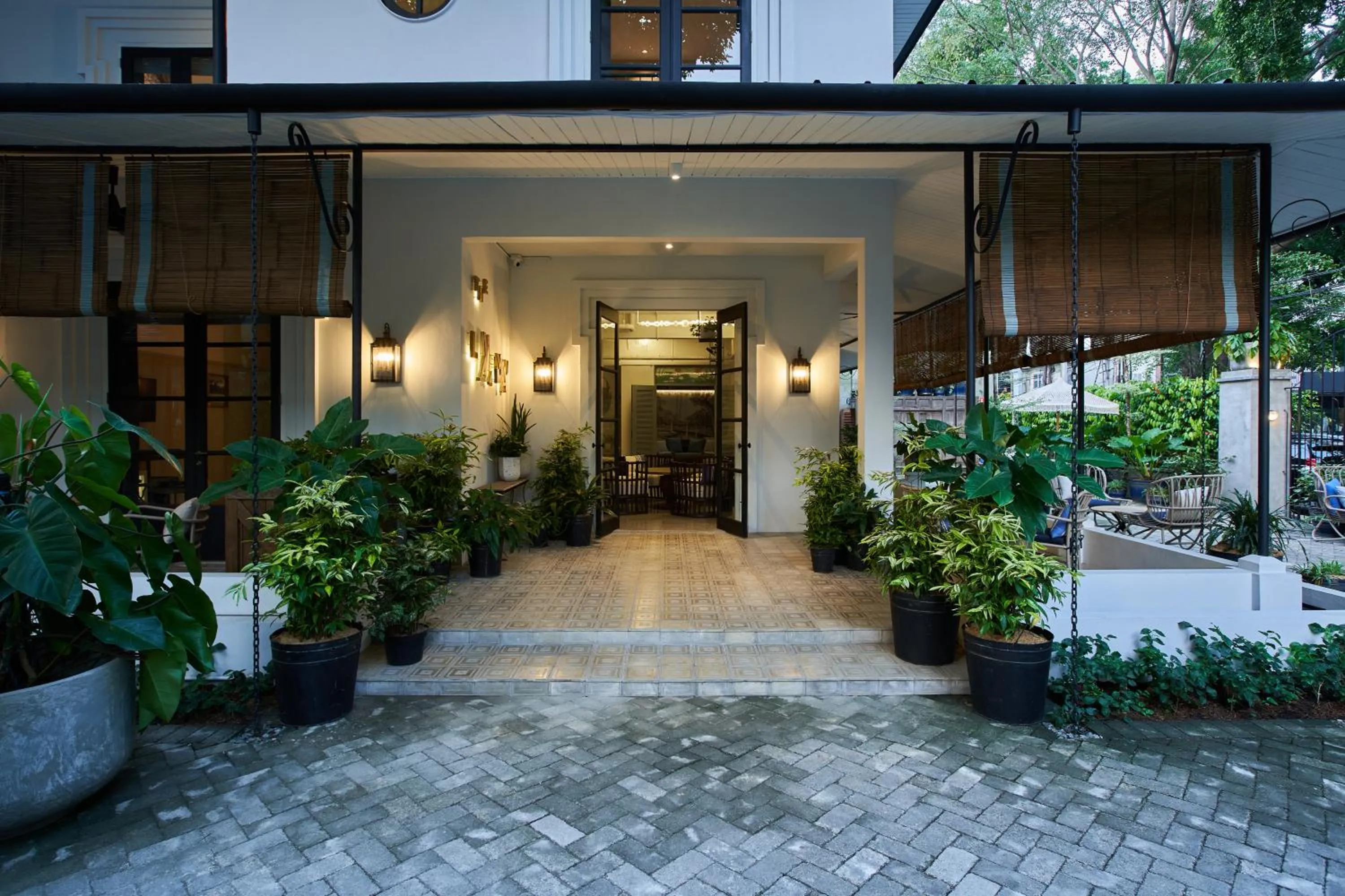 Facade/entrance in Lamandau House