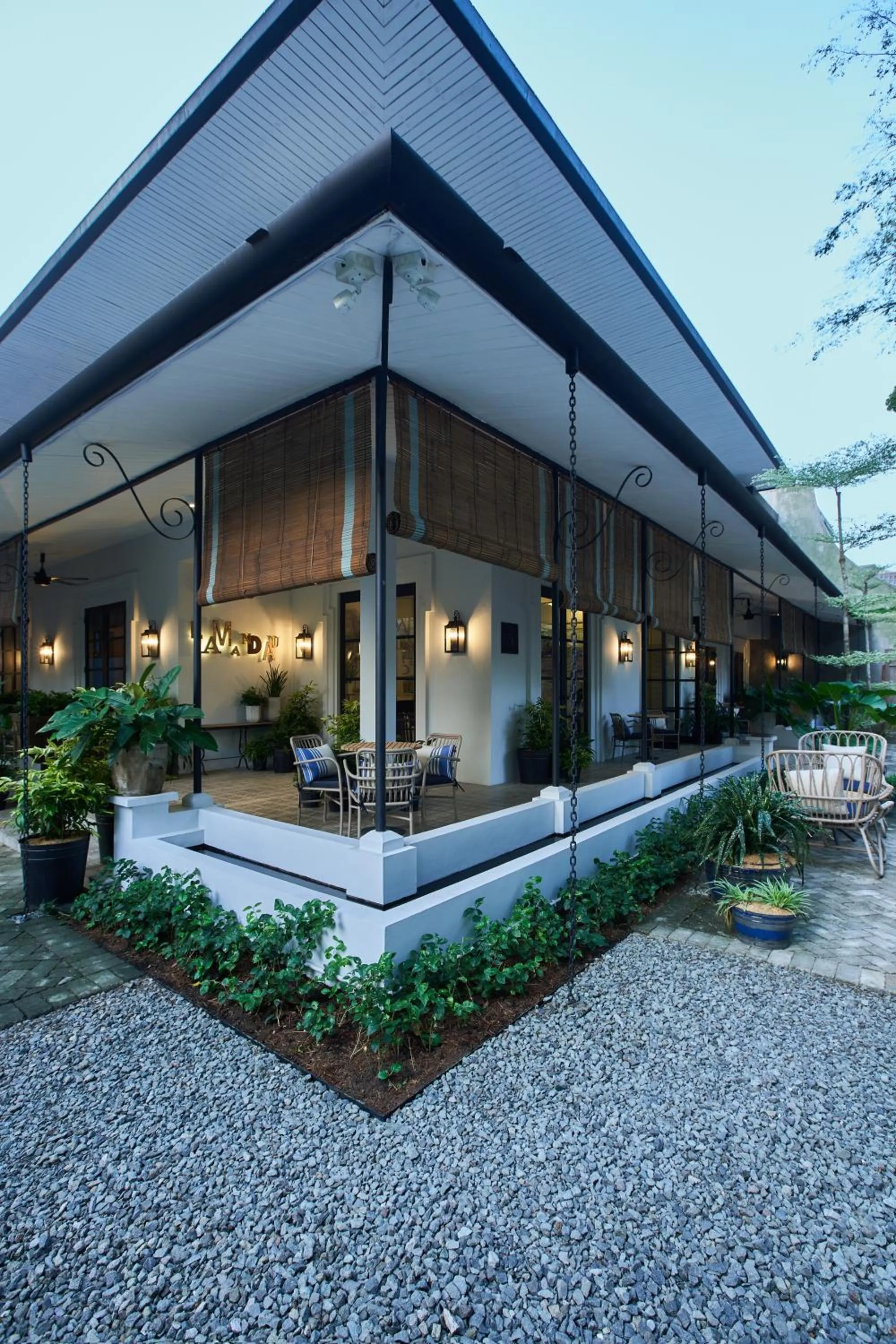 Property building in Lamandau House