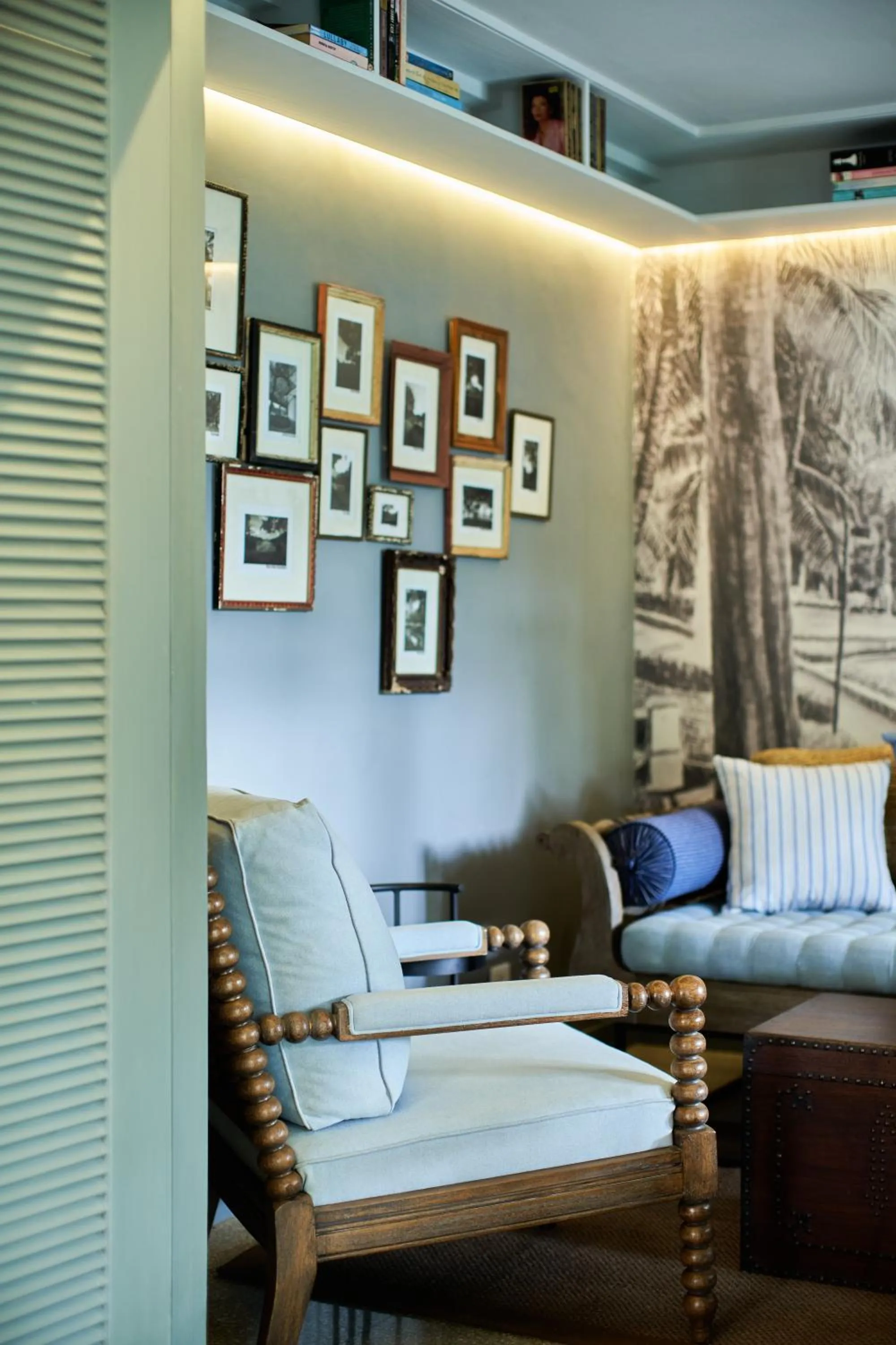 Library in Lamandau House