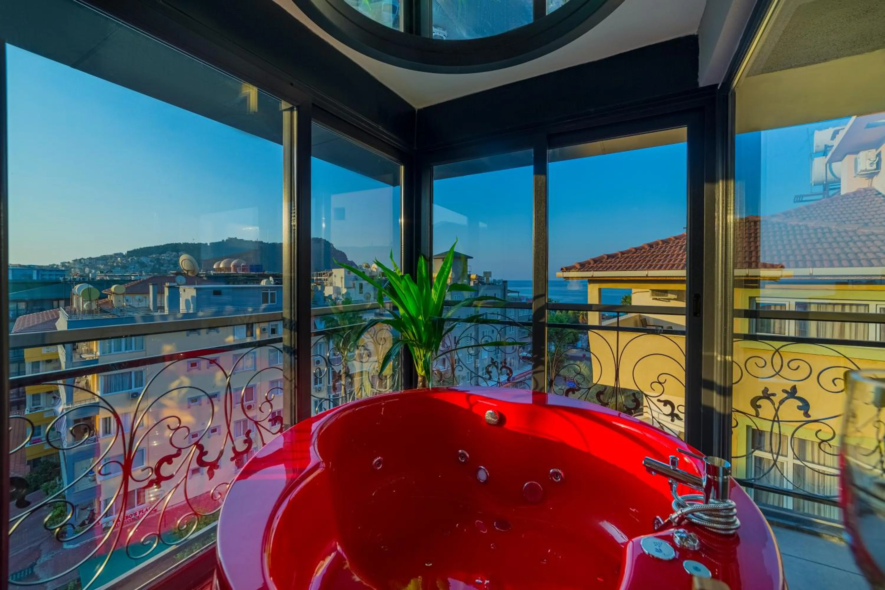 Hot Tub in Aria Riva Apart Hotel