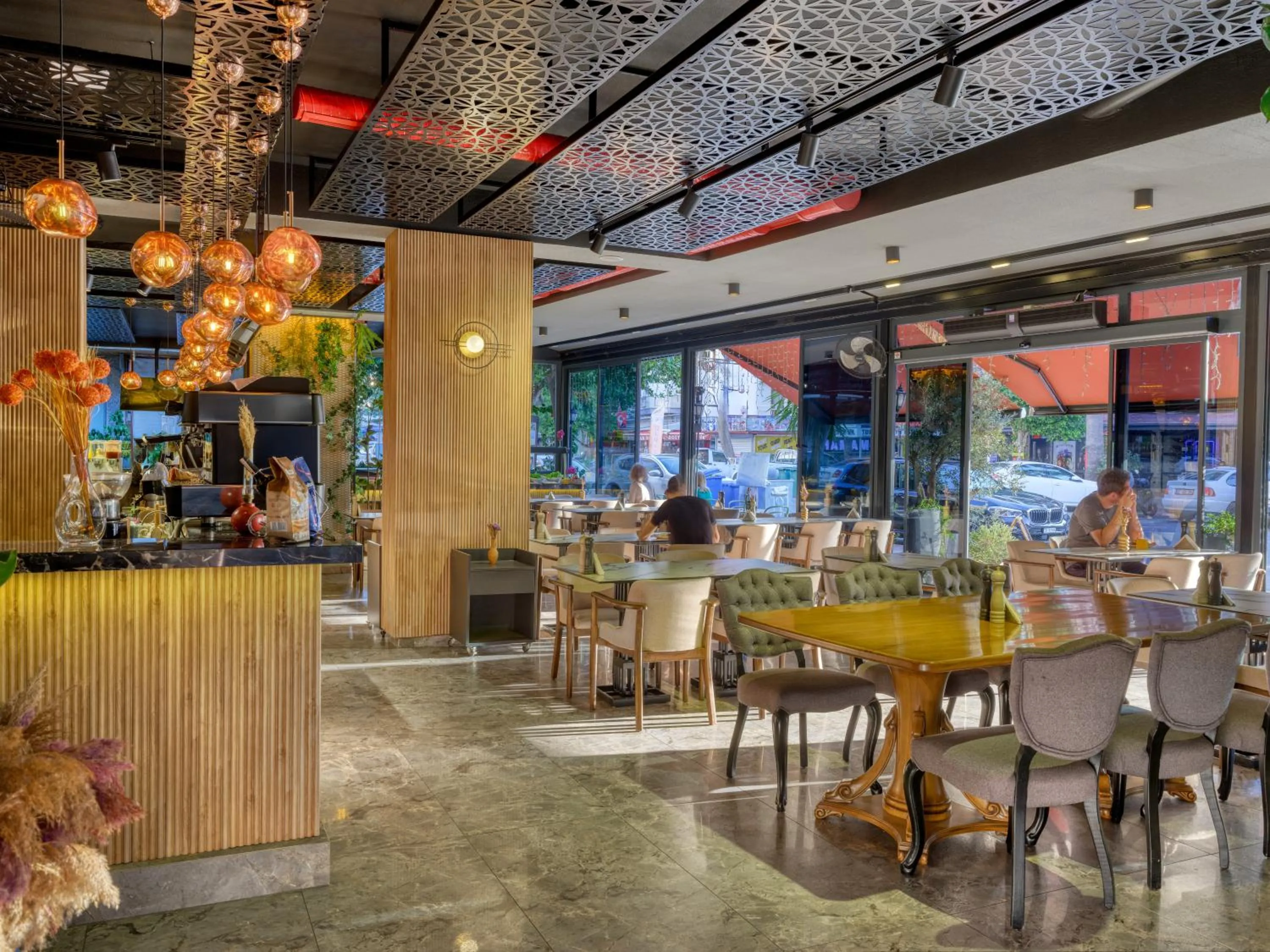 Restaurant/places to eat in Aria Riva Apart Hotel