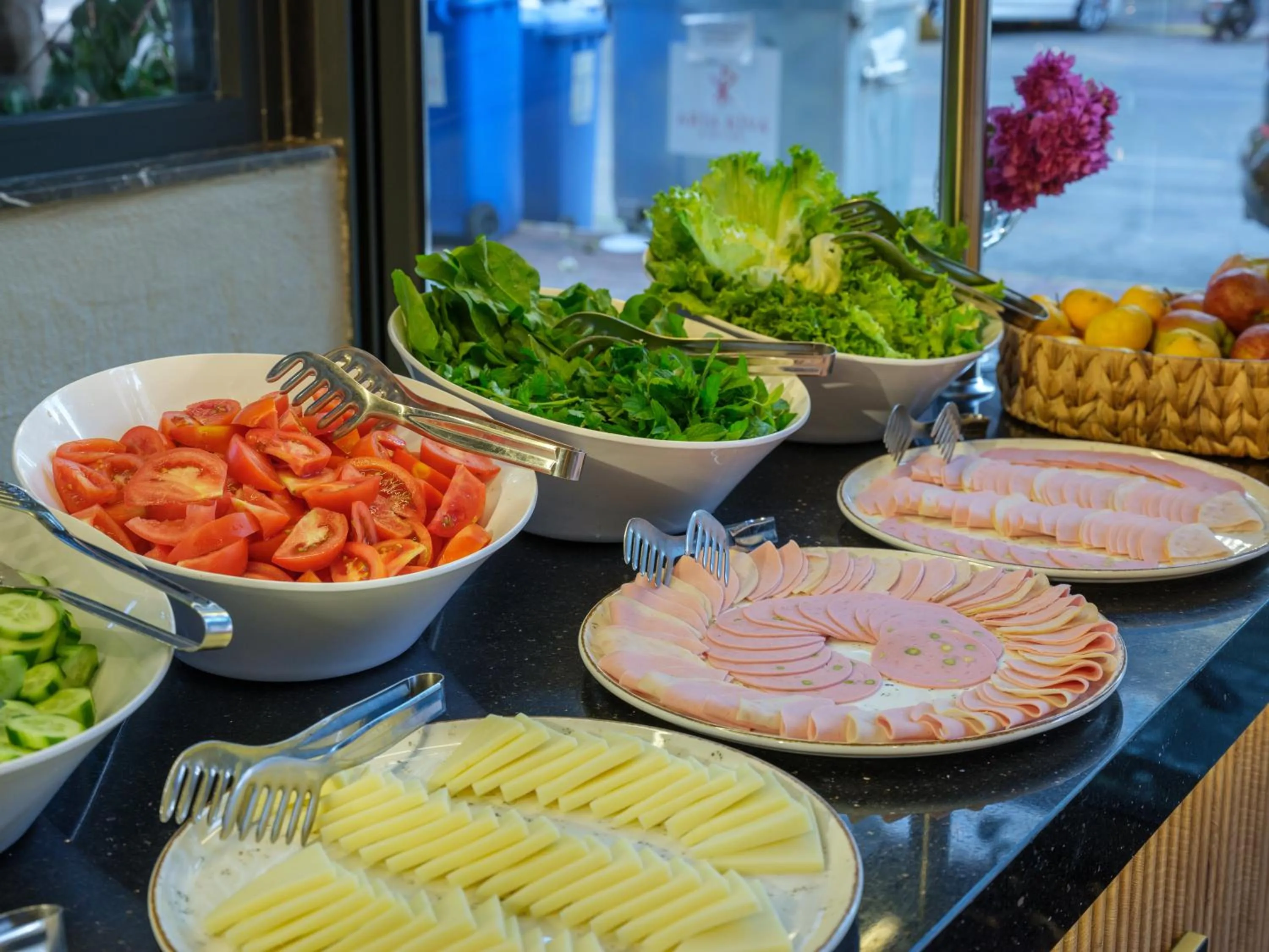 Buffet breakfast in Aria Riva Apart Hotel